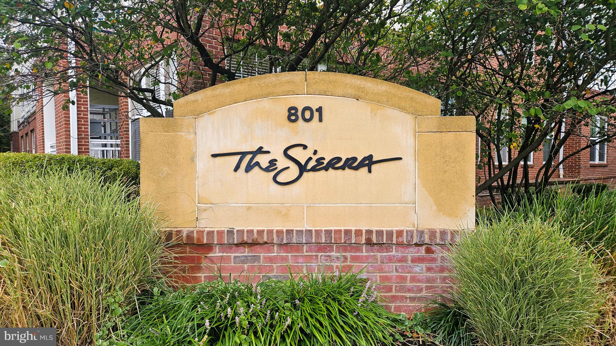 801 S GREENBRIER STREET 412