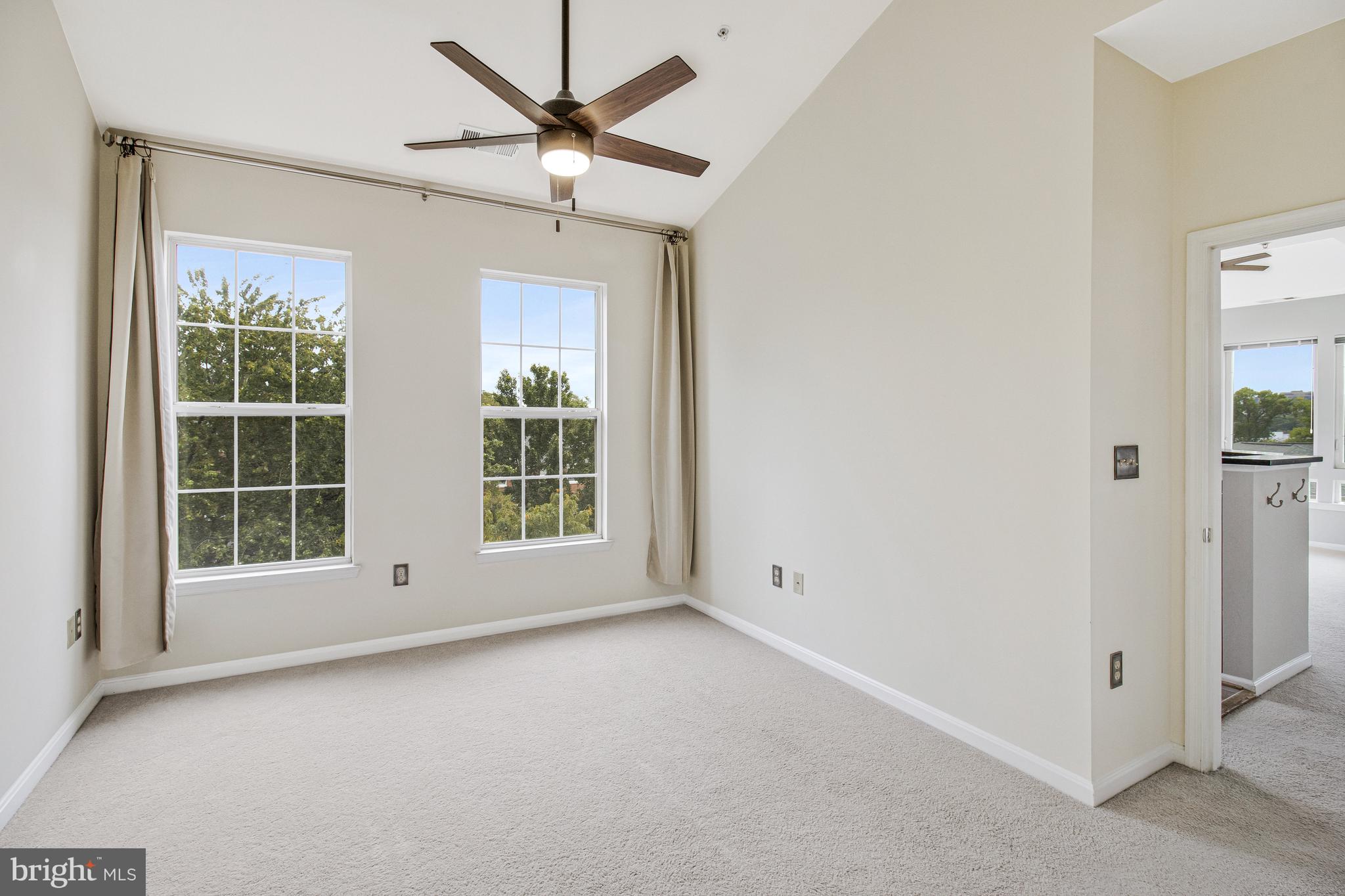 801 S GREENBRIER STREET 412