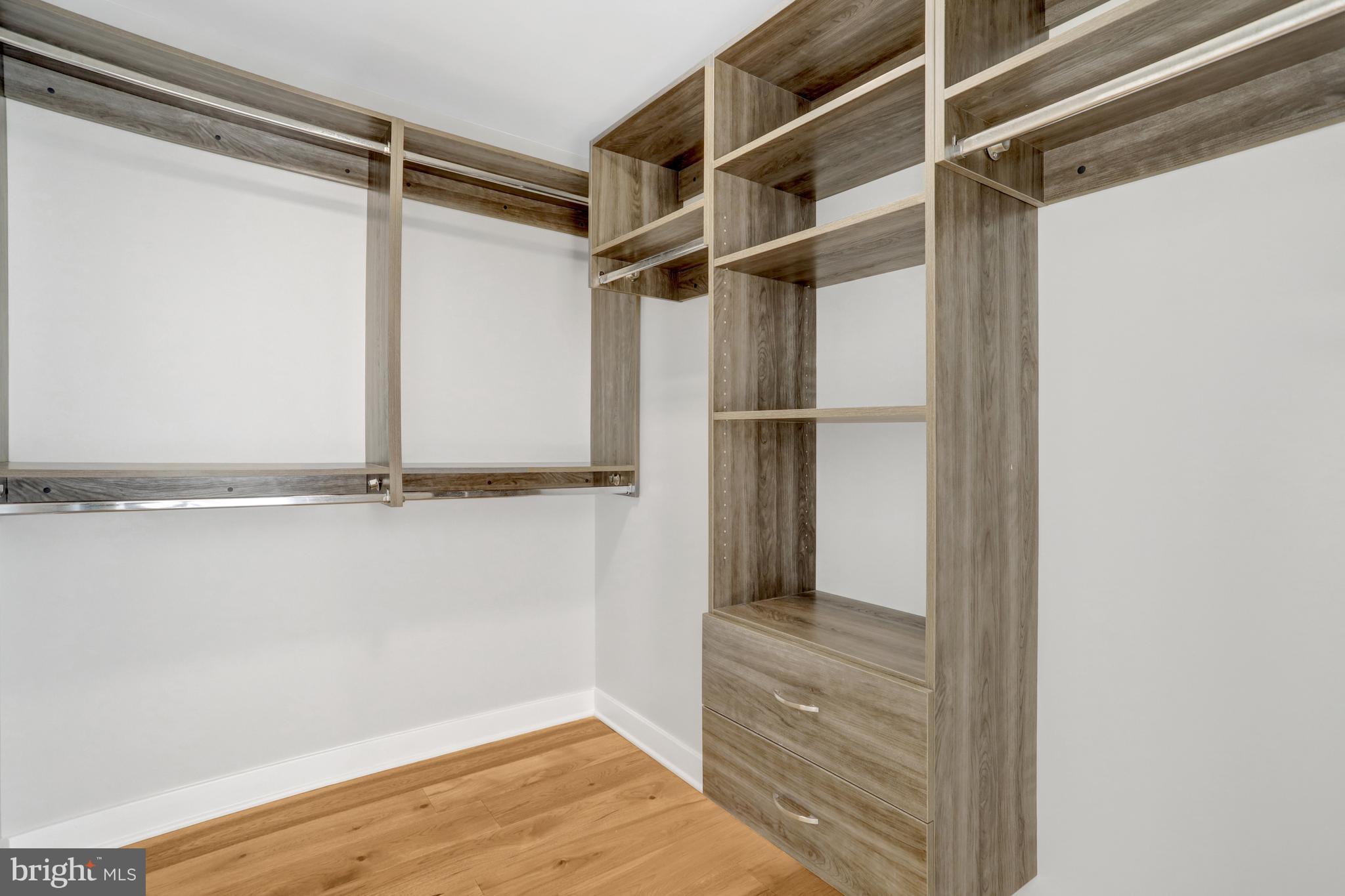 1781 N PIERCE STREET 1404