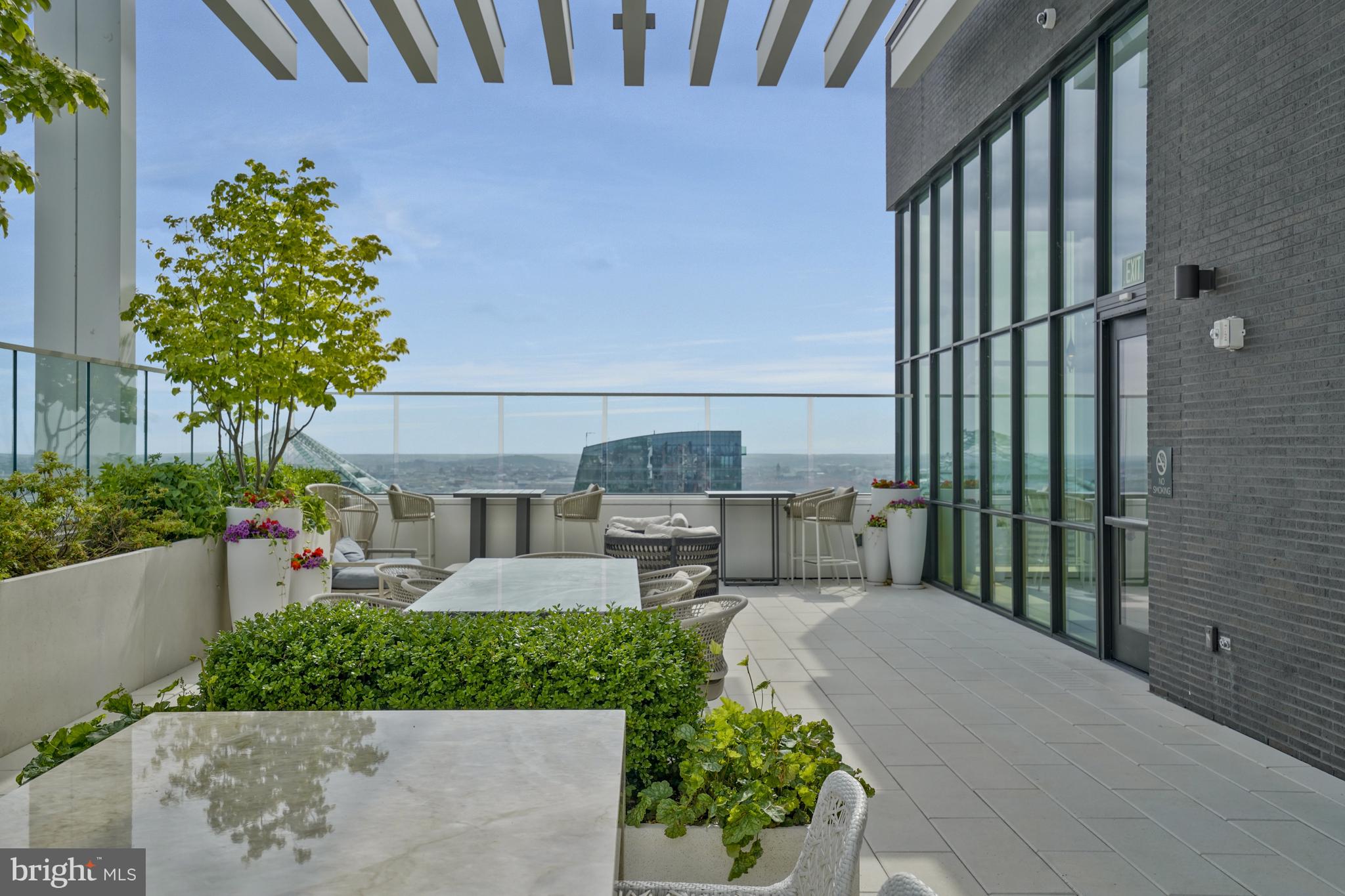 1781 N PIERCE STREET 1404