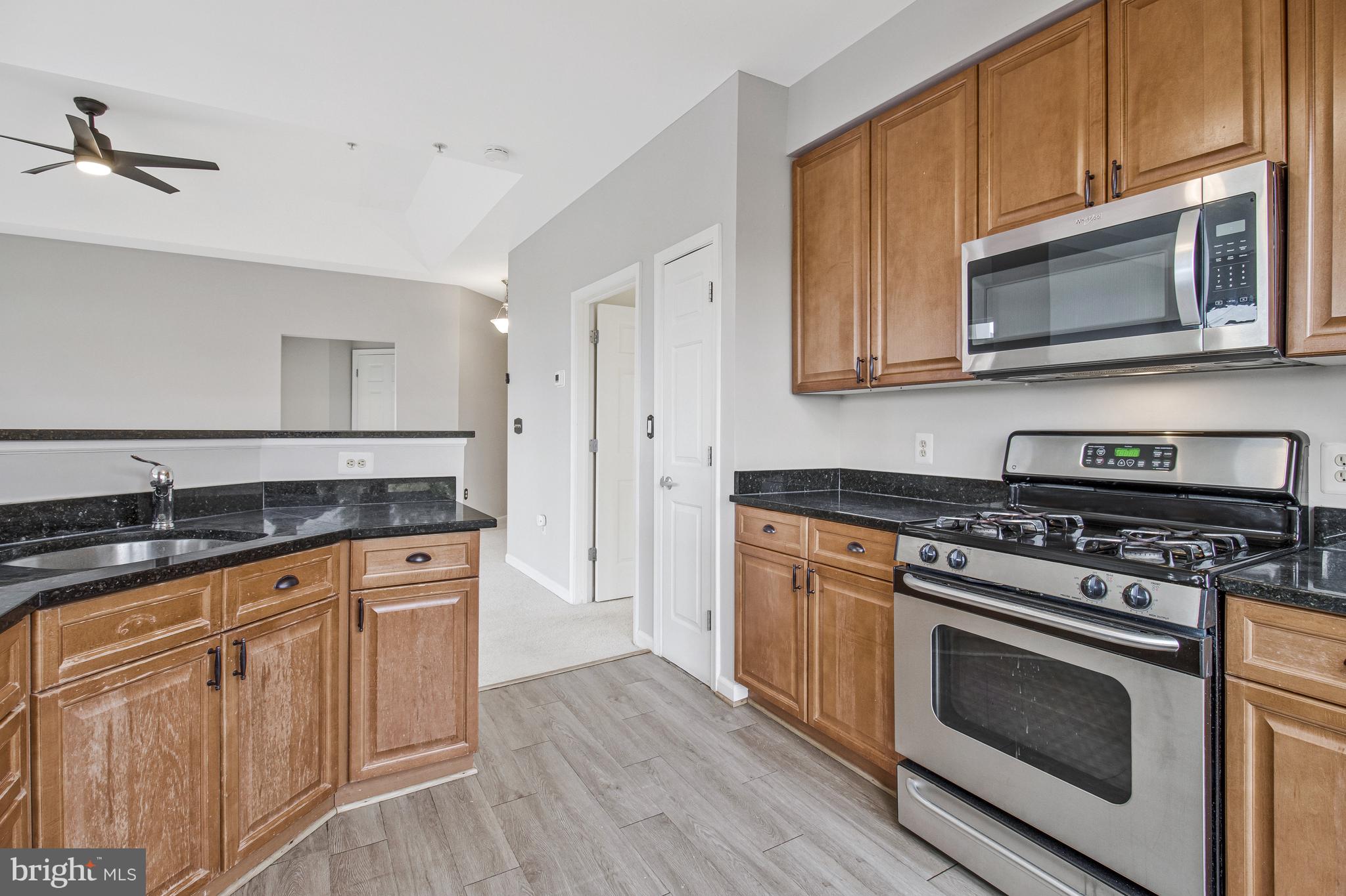 801 S GREENBRIER STREET 412