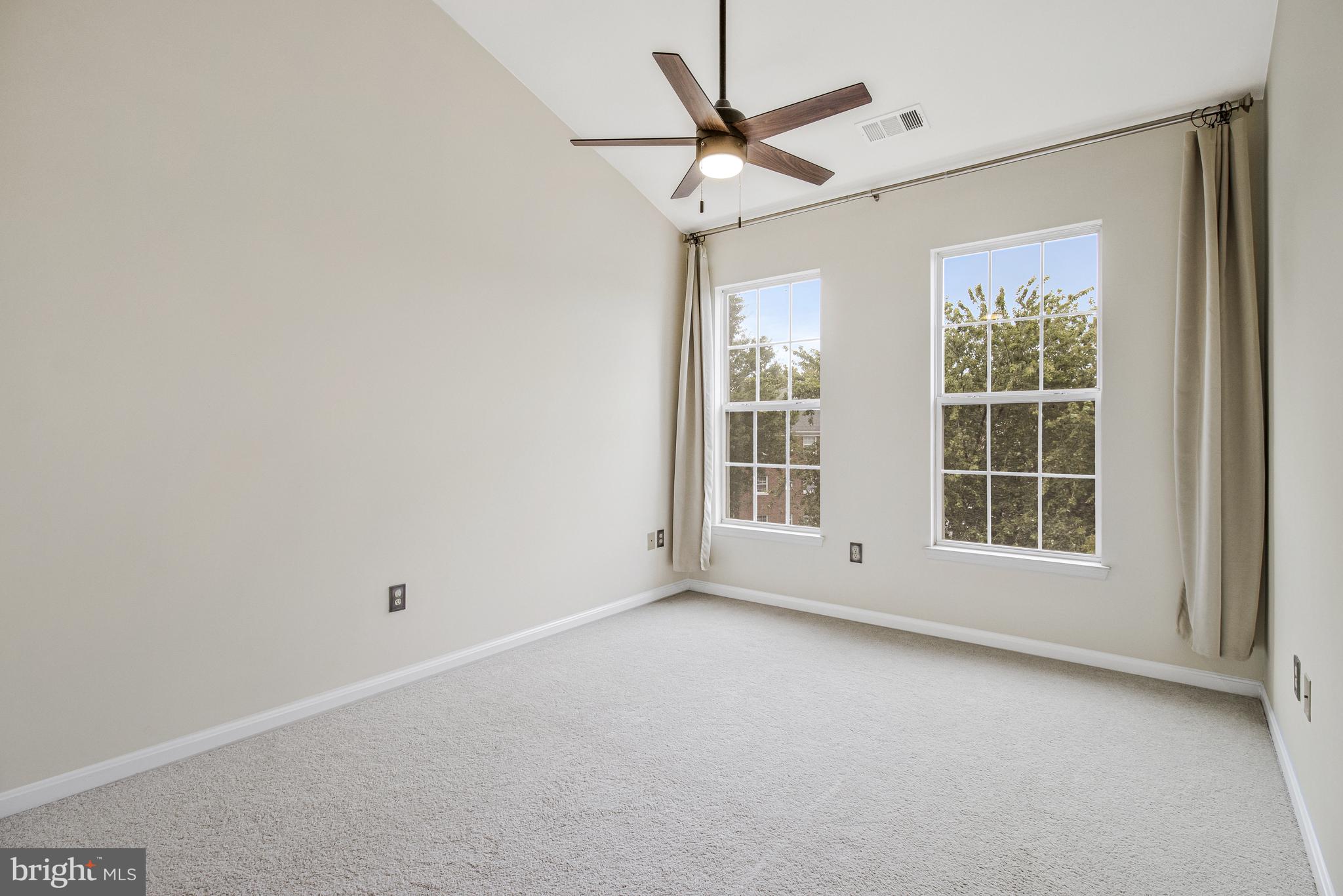 801 S GREENBRIER STREET 412