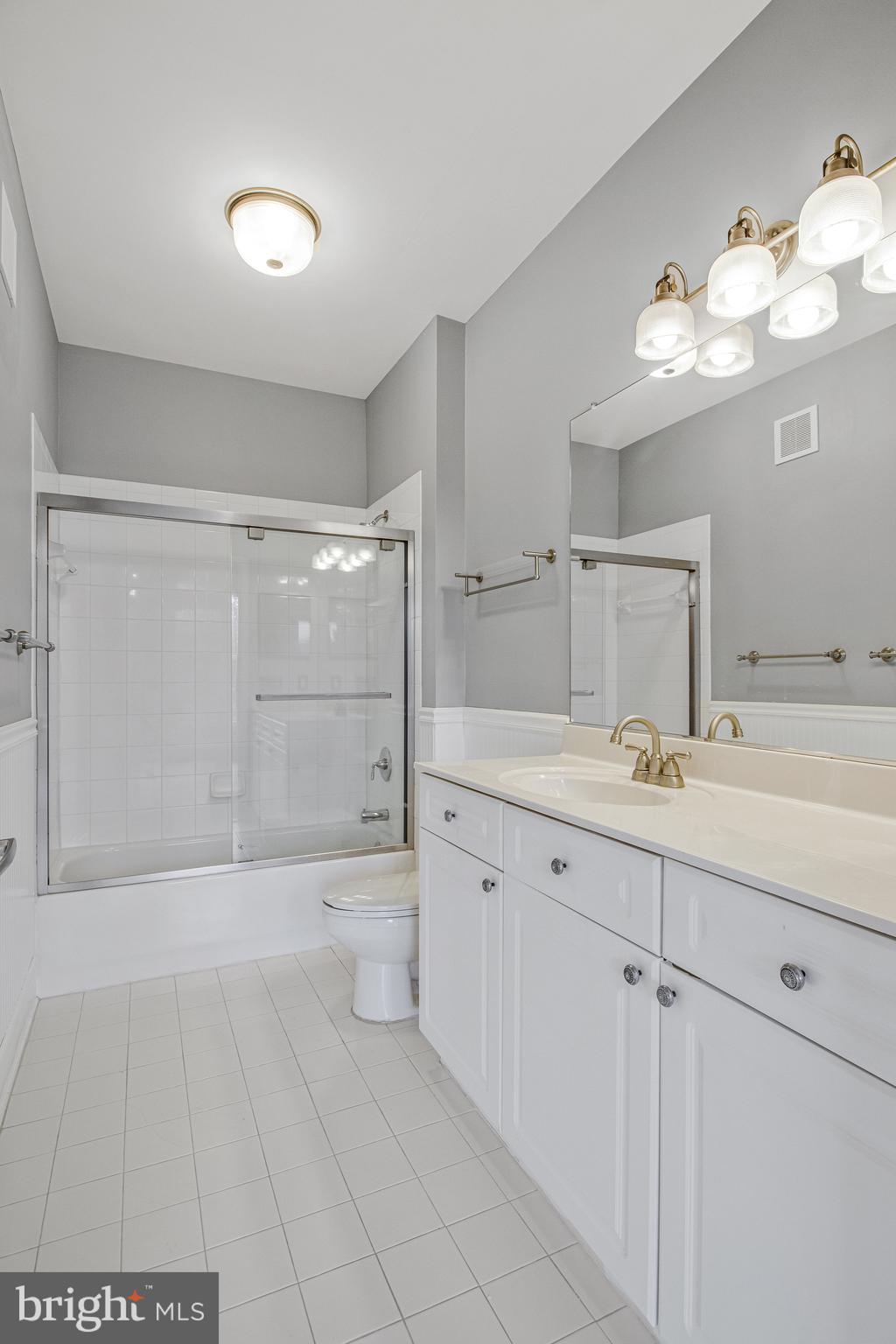 801 S GREENBRIER STREET 412