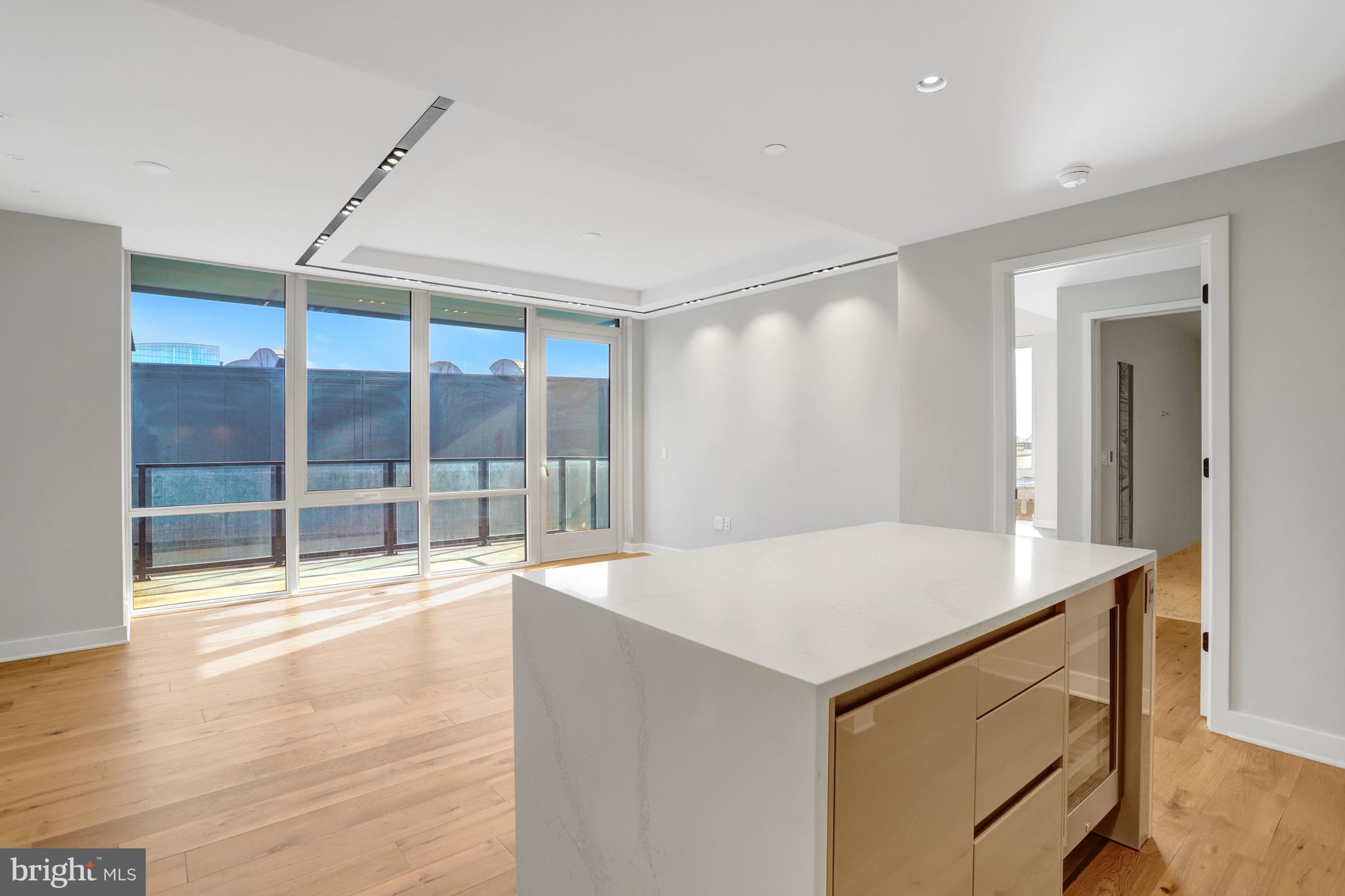 1781 N PIERCE STREET 1404