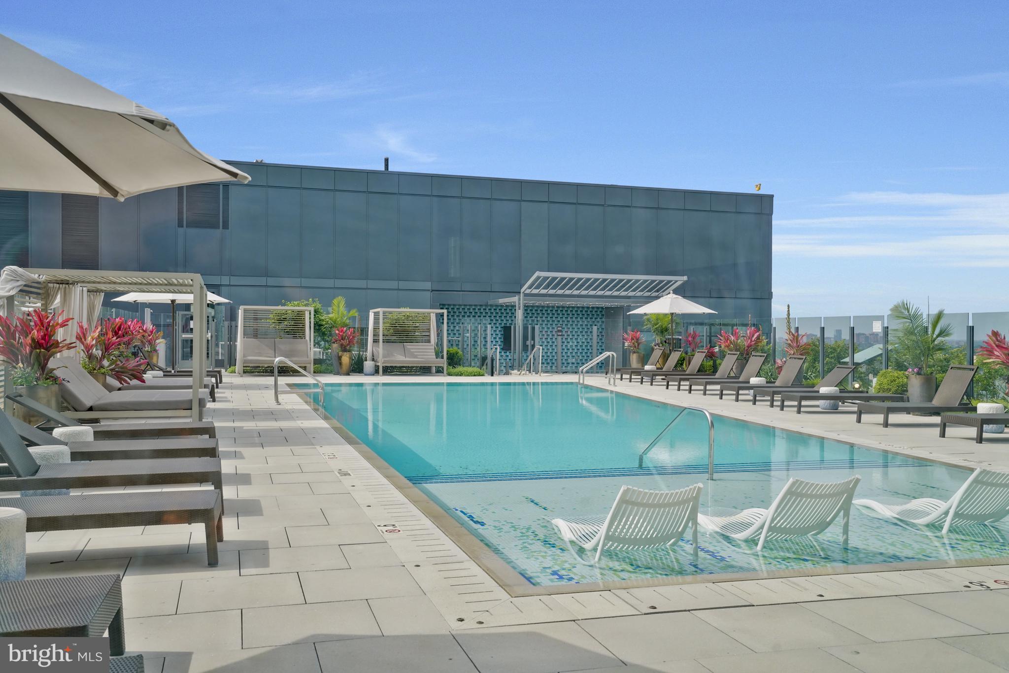 1781 N PIERCE STREET 1404