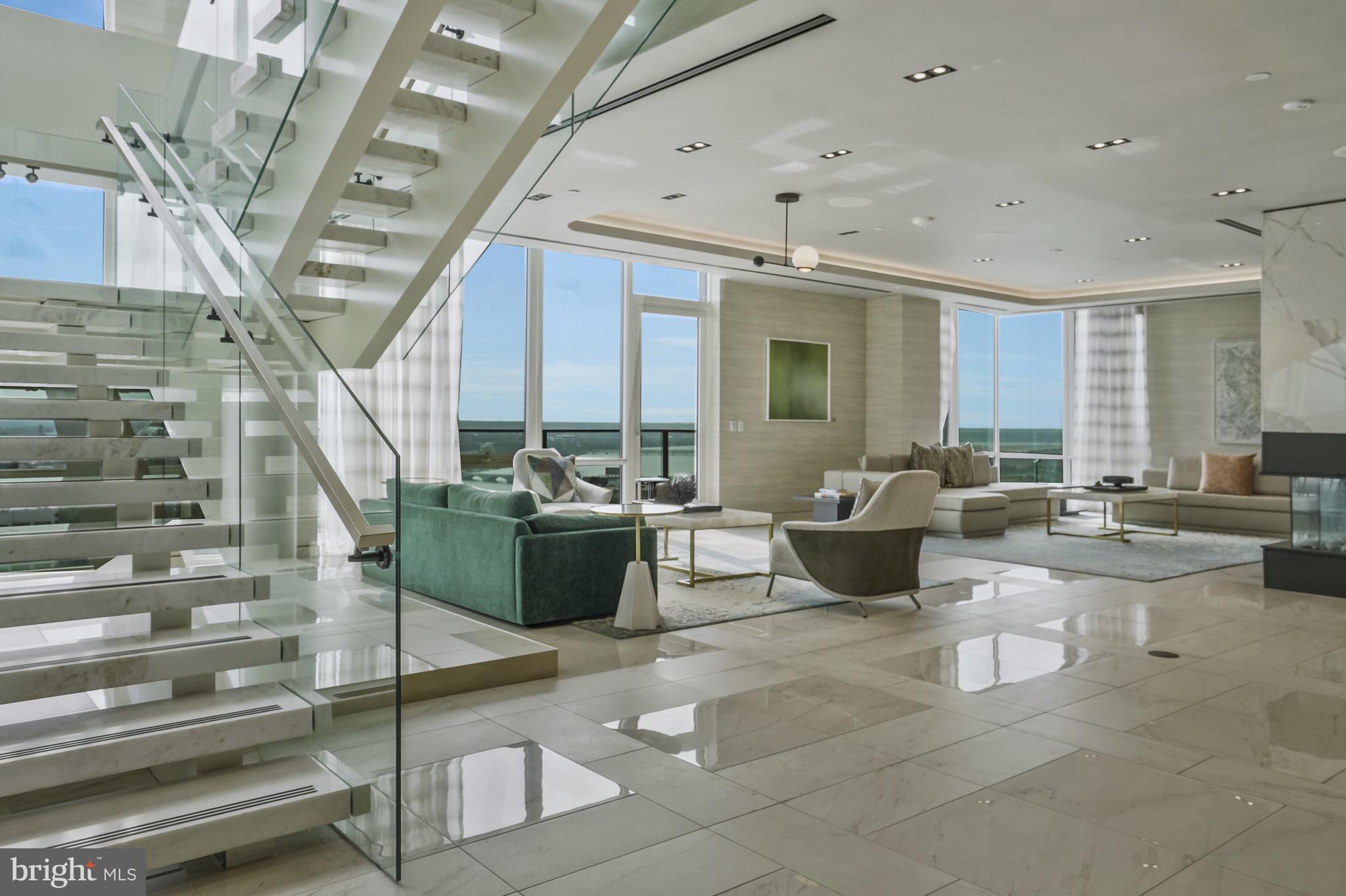 1781 N PIERCE STREET 1404