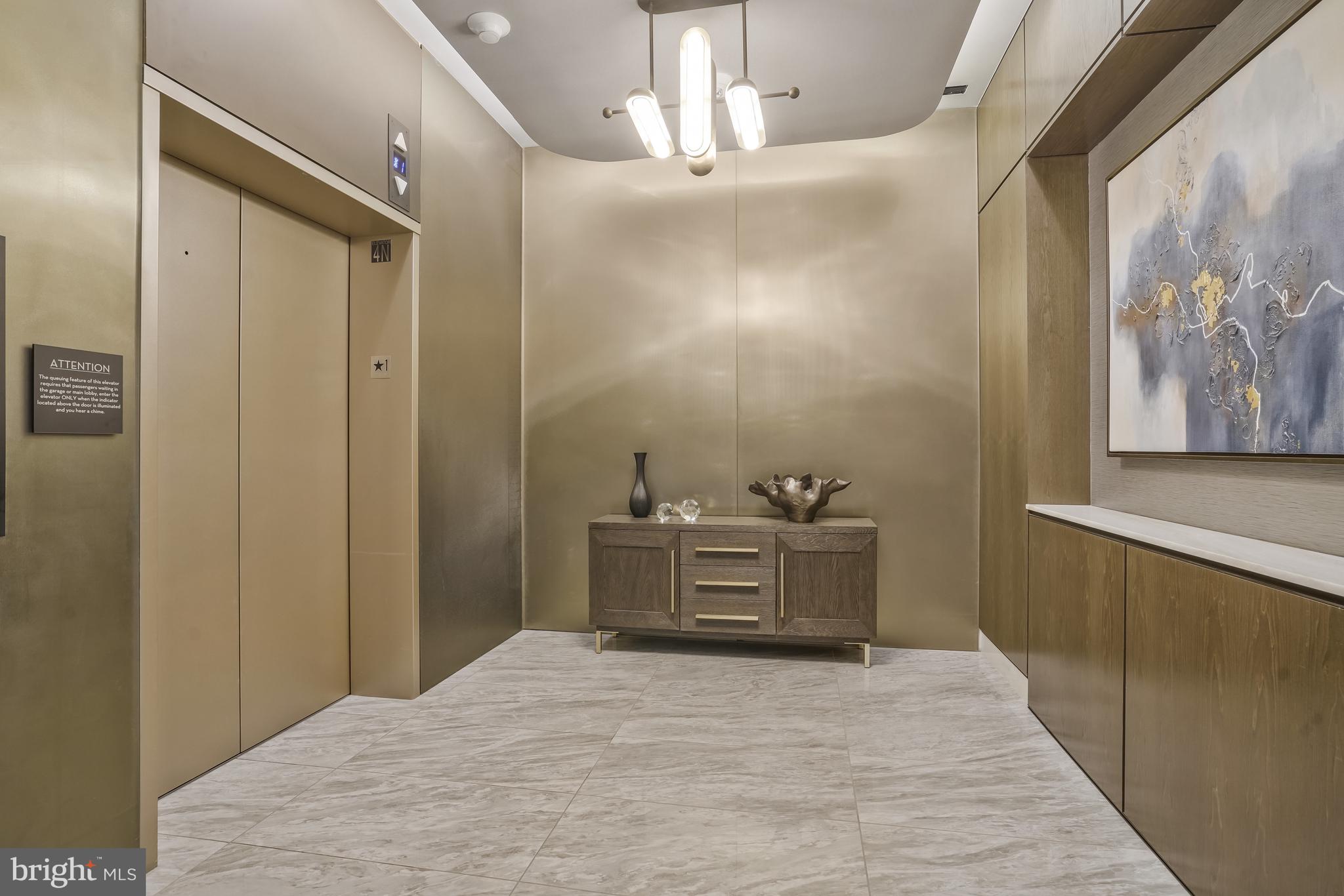 1781 N PIERCE STREET 1404