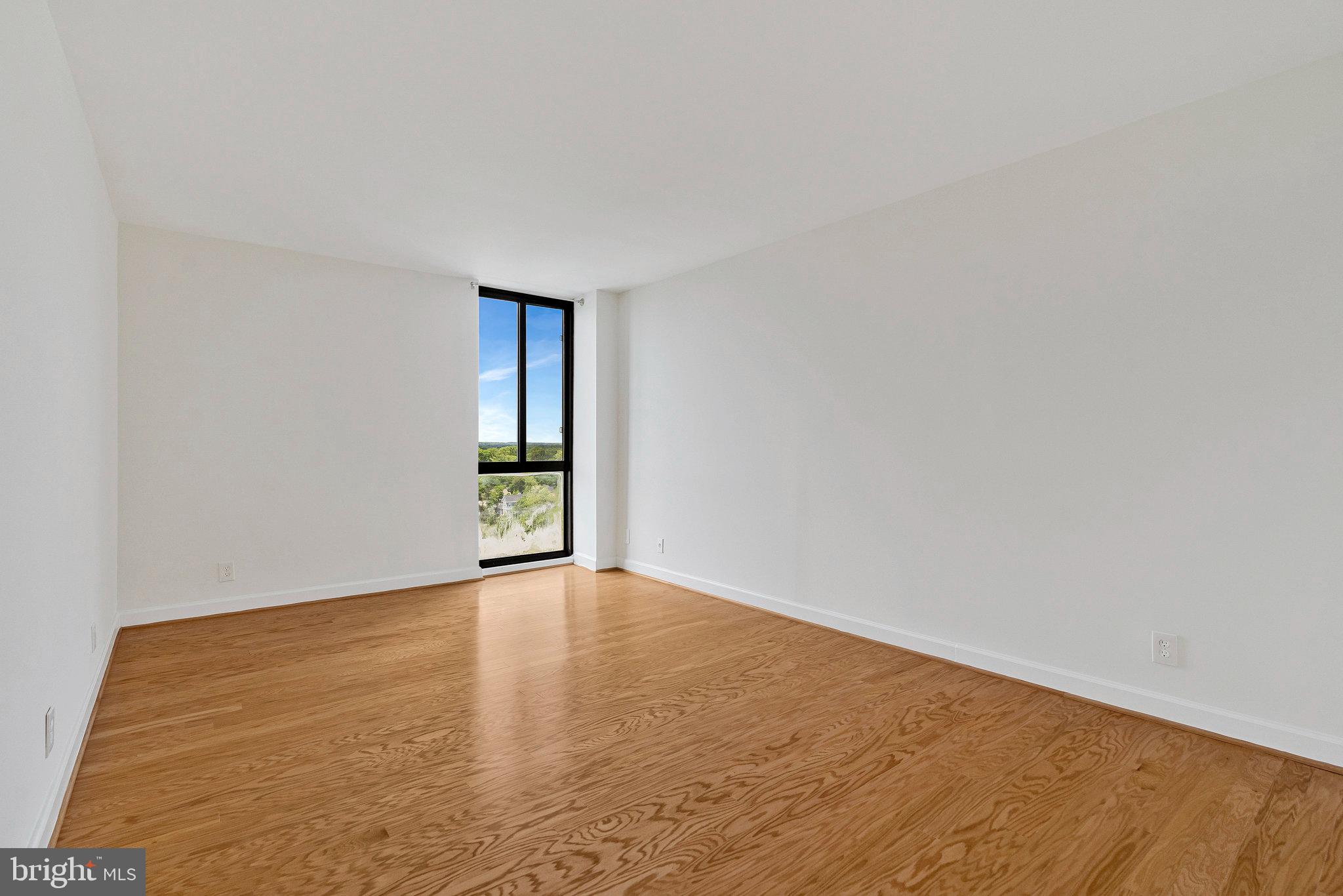 6800 Fleetwood Rd #1219