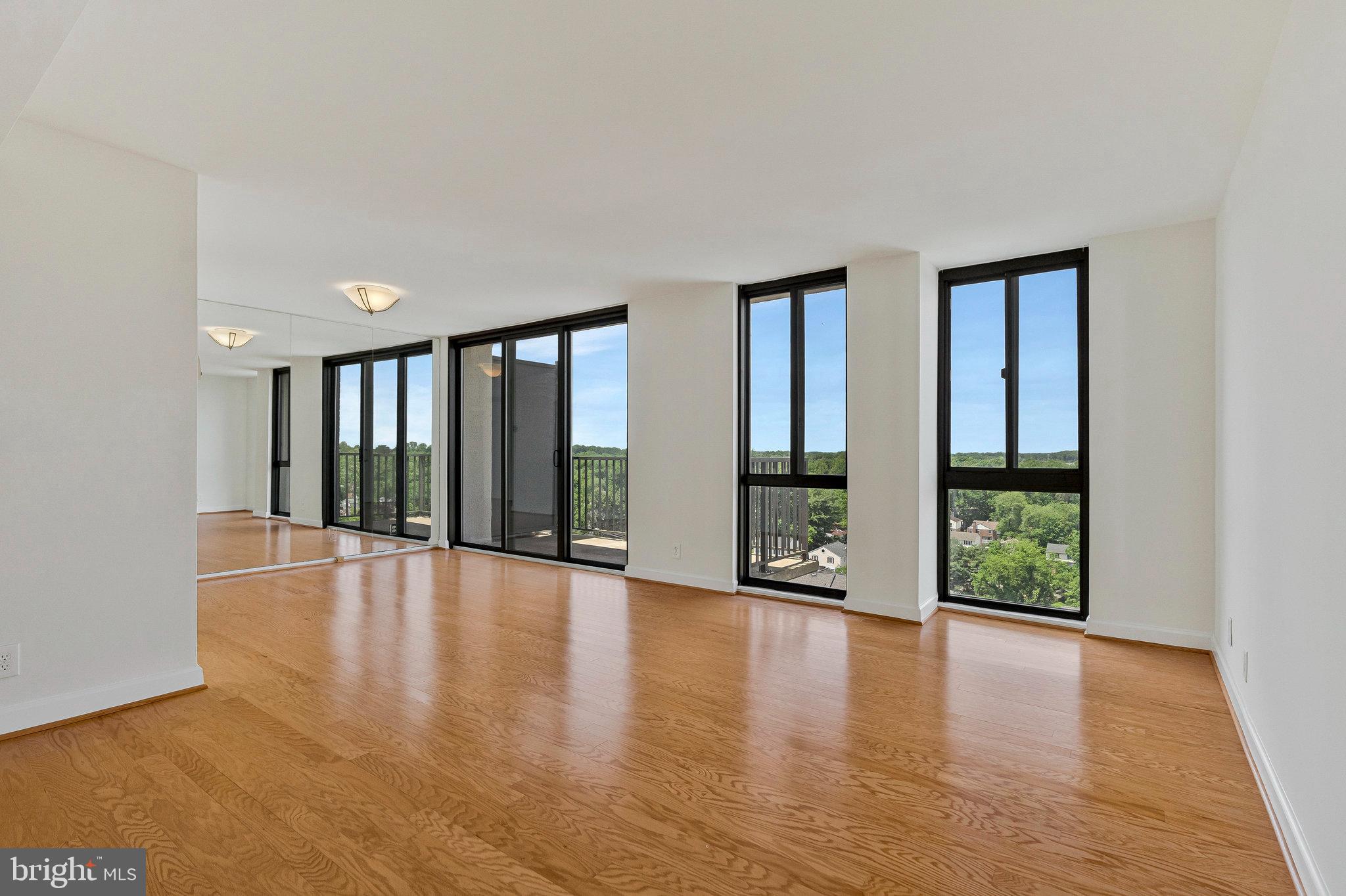 6800 Fleetwood Rd #1219