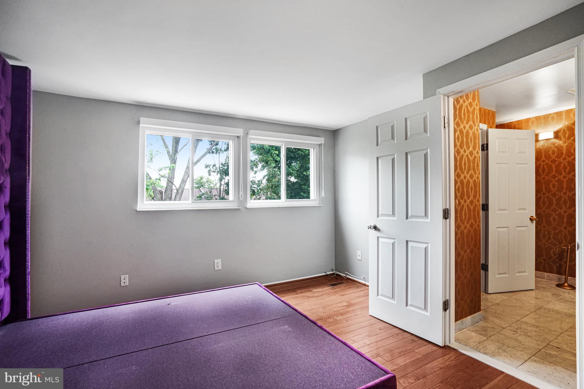 5376 HARBOR COURT DR