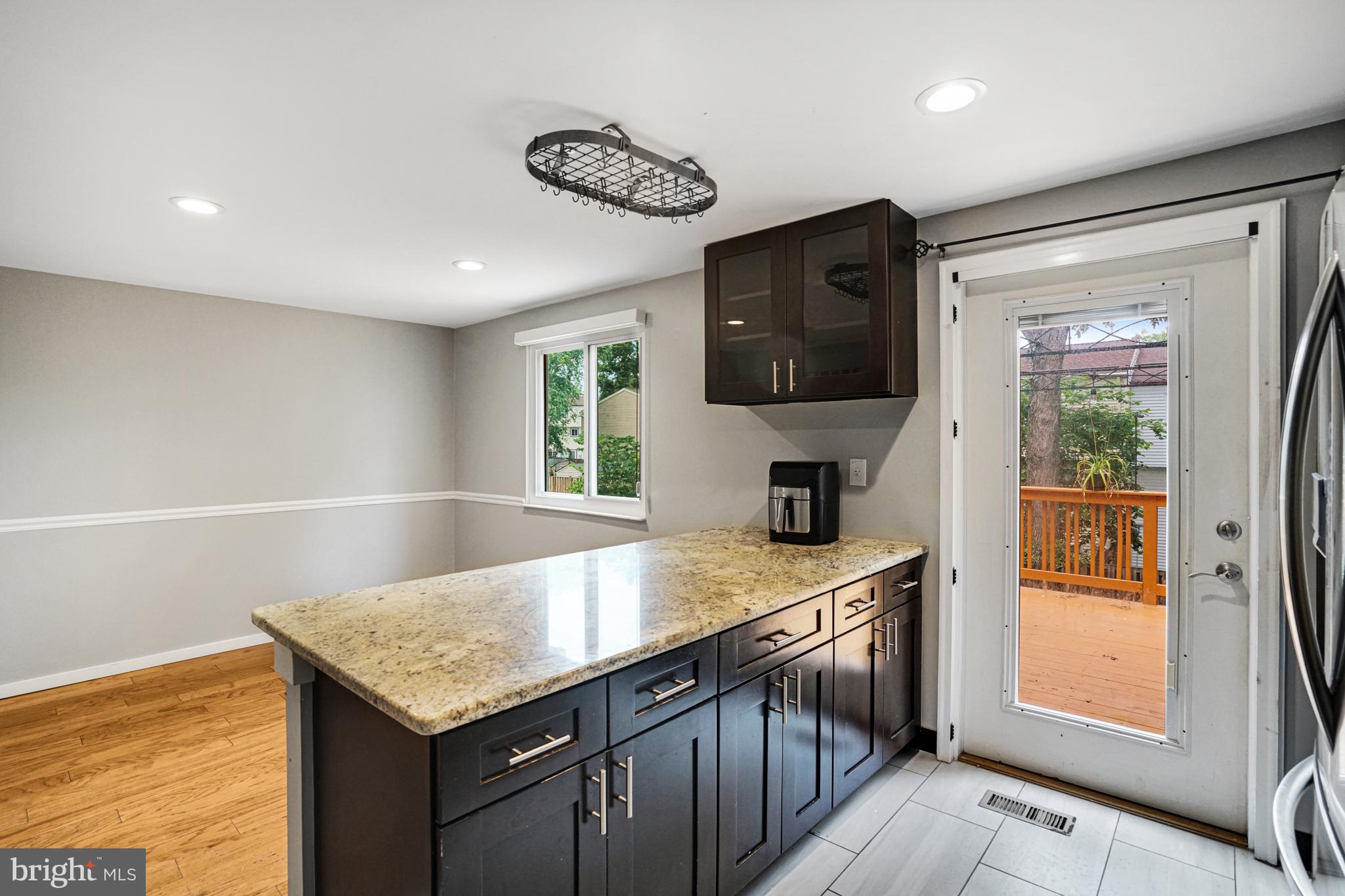 5376 HARBOR COURT DR