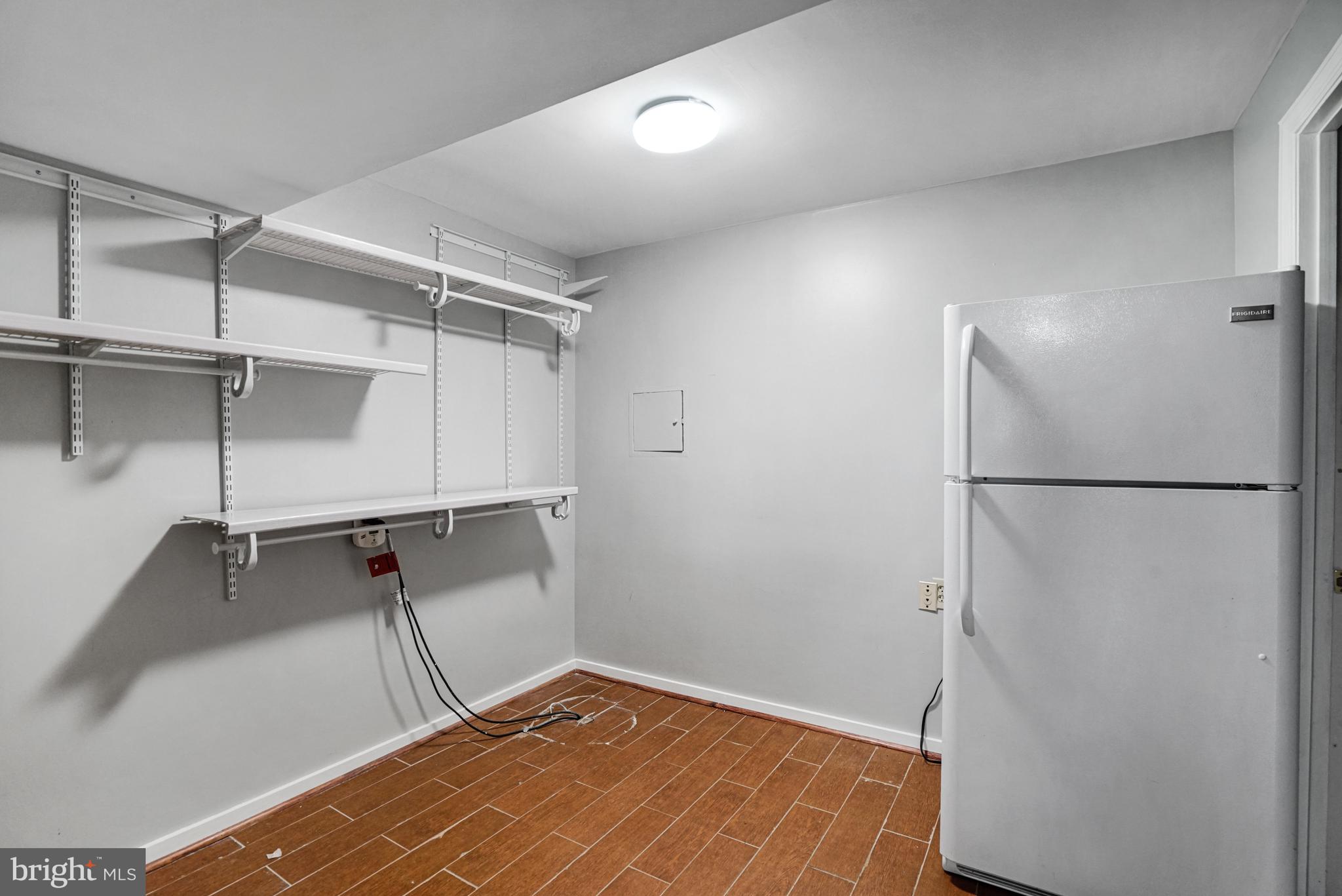 5376 HARBOR COURT DR