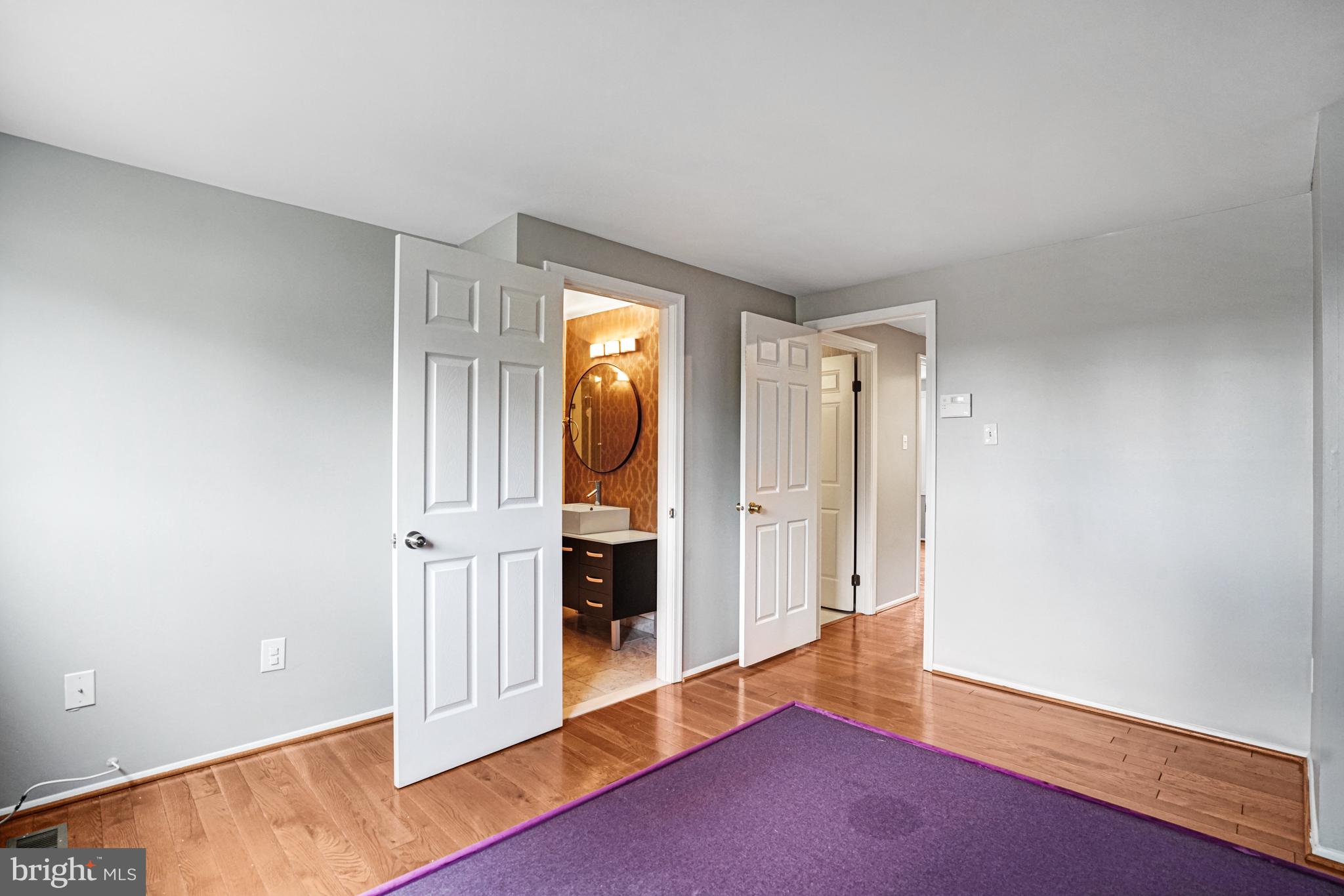 5376 HARBOR COURT DR