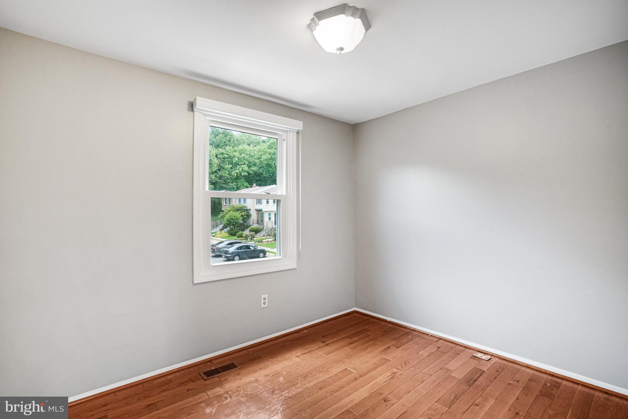 5376 HARBOR COURT DR