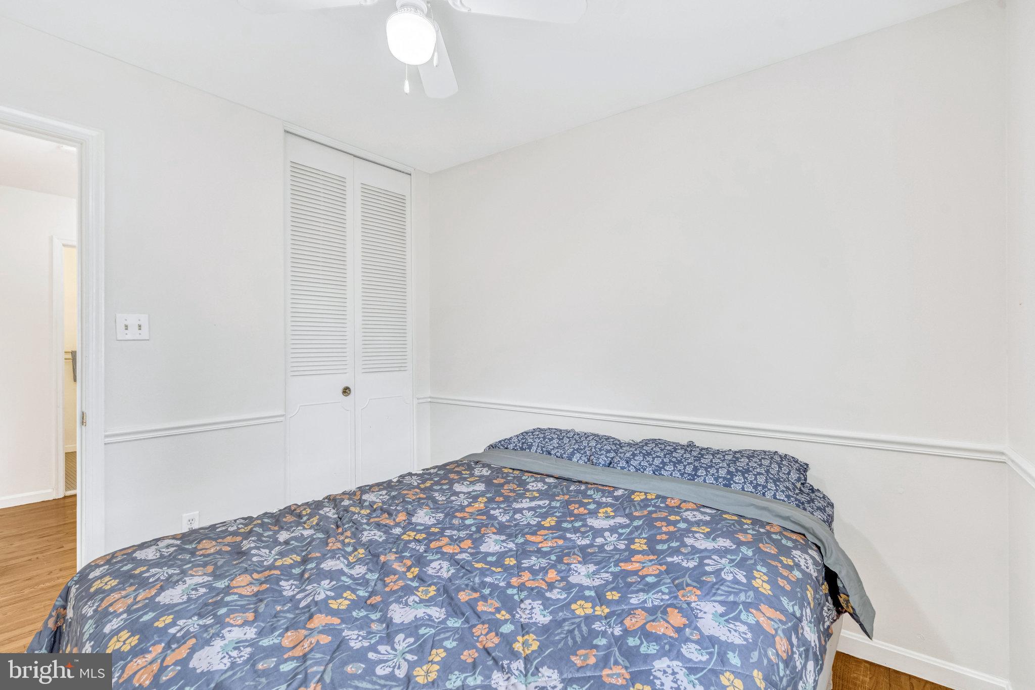 7389 Roxbury Ave
