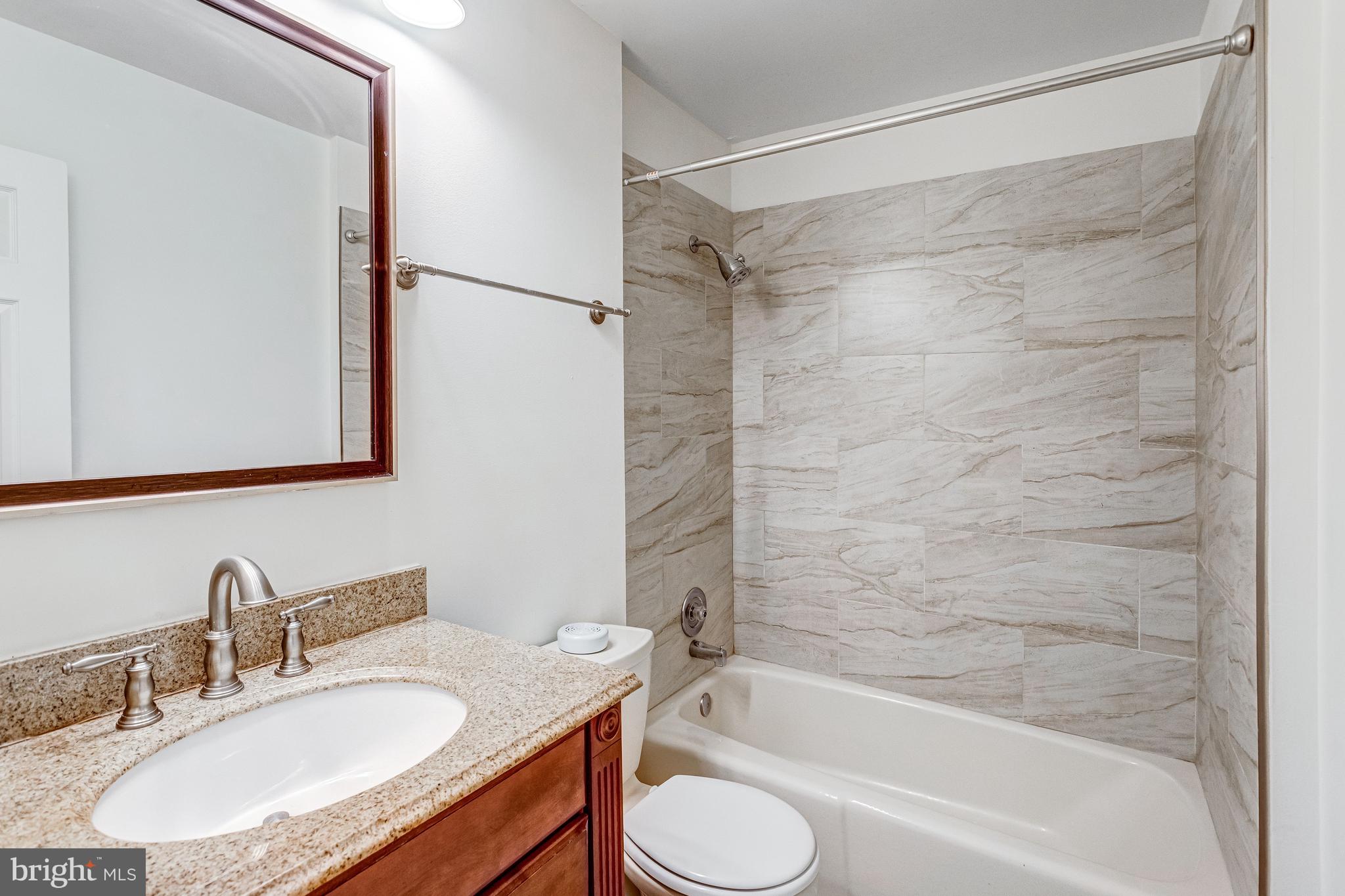 11337 CROMWELL COURT