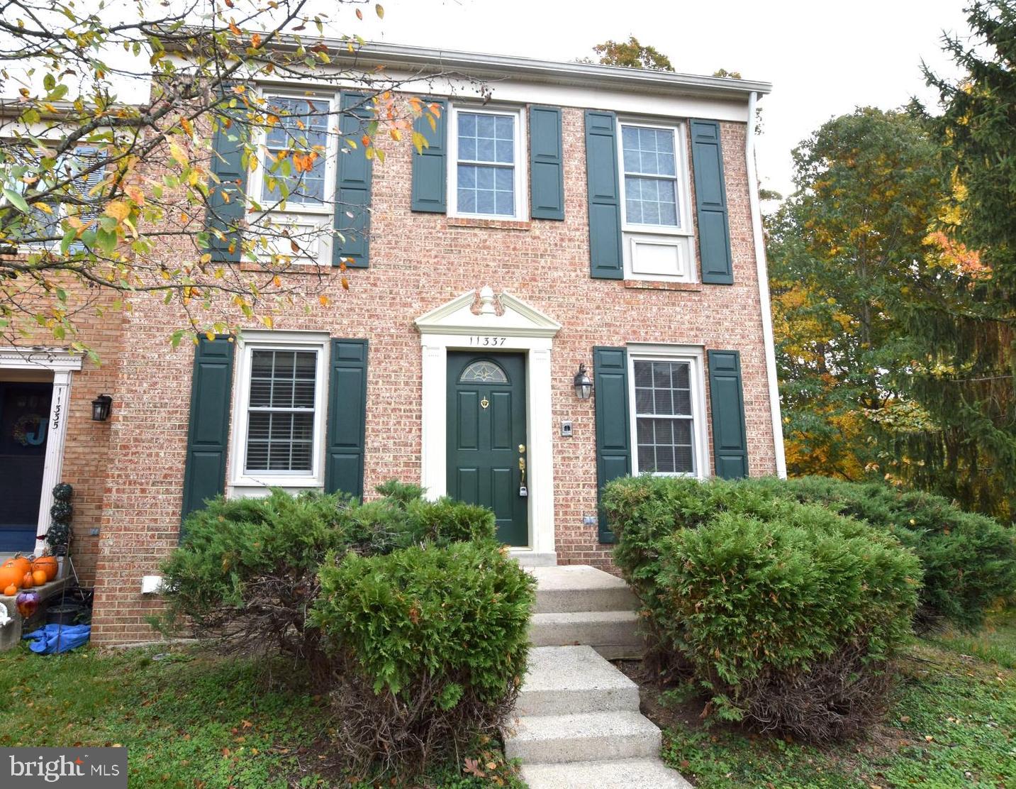 11337 CROMWELL COURT