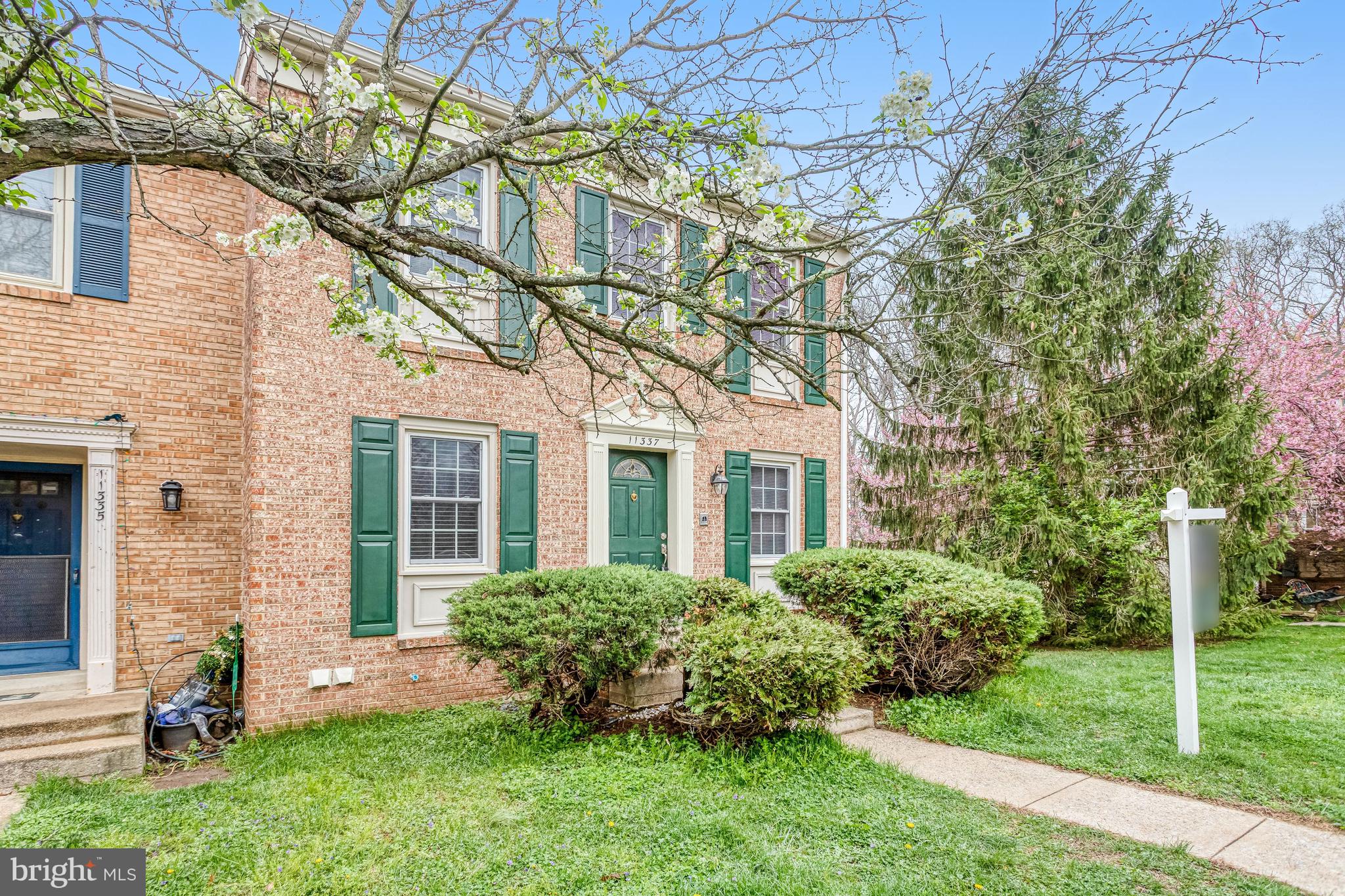 11337 CROMWELL COURT