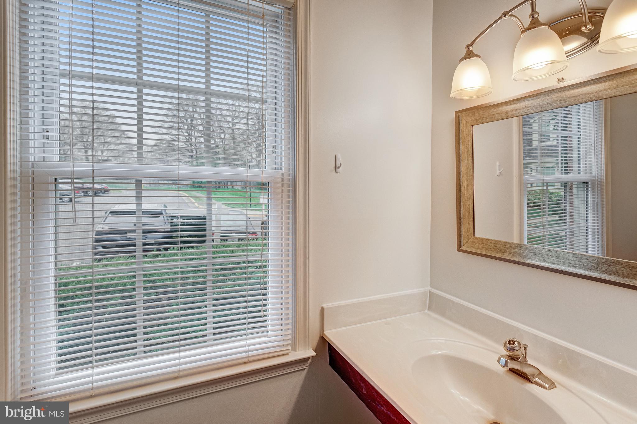 11337 CROMWELL COURT