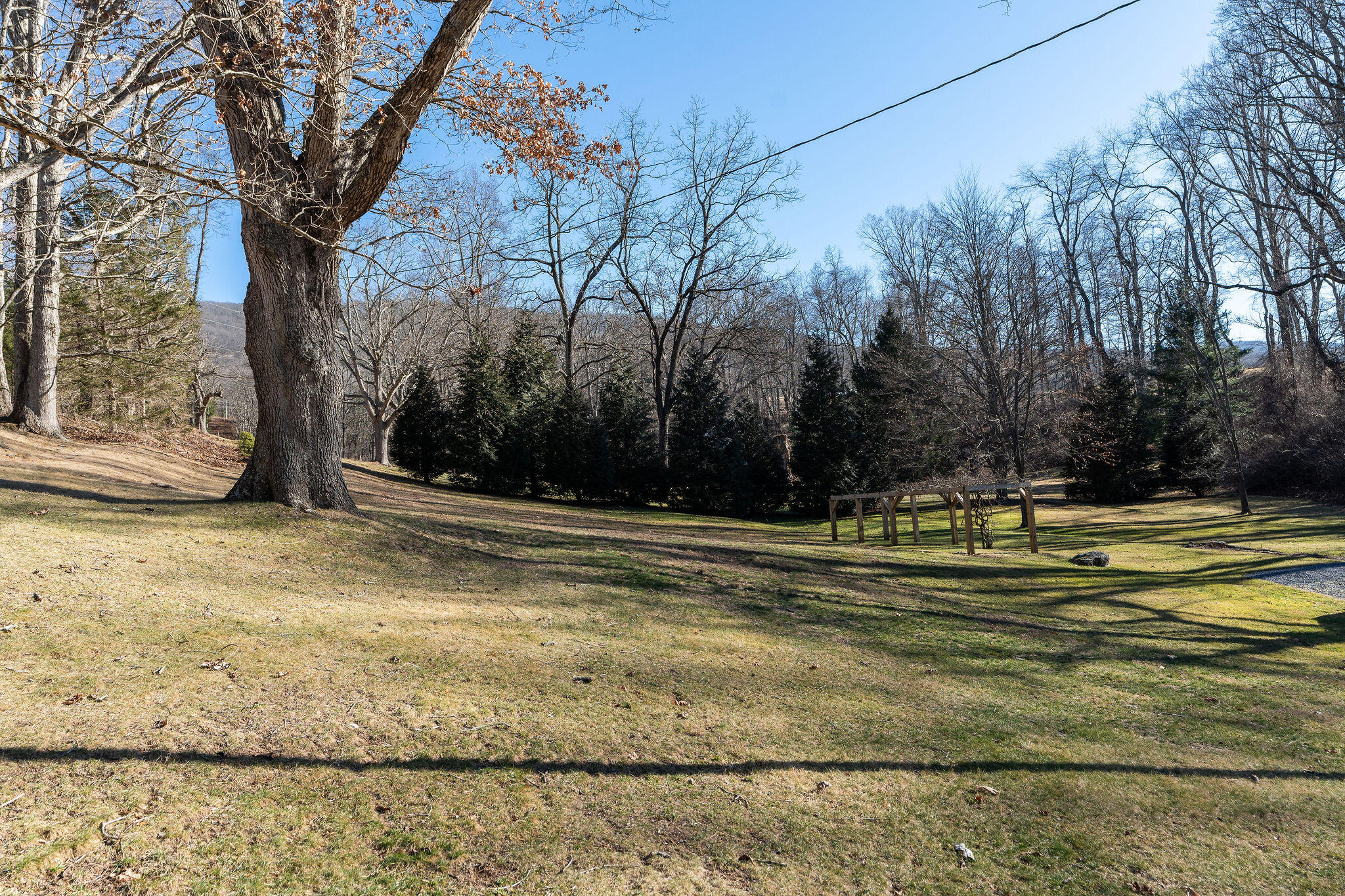 10772 Sam Snead Highway