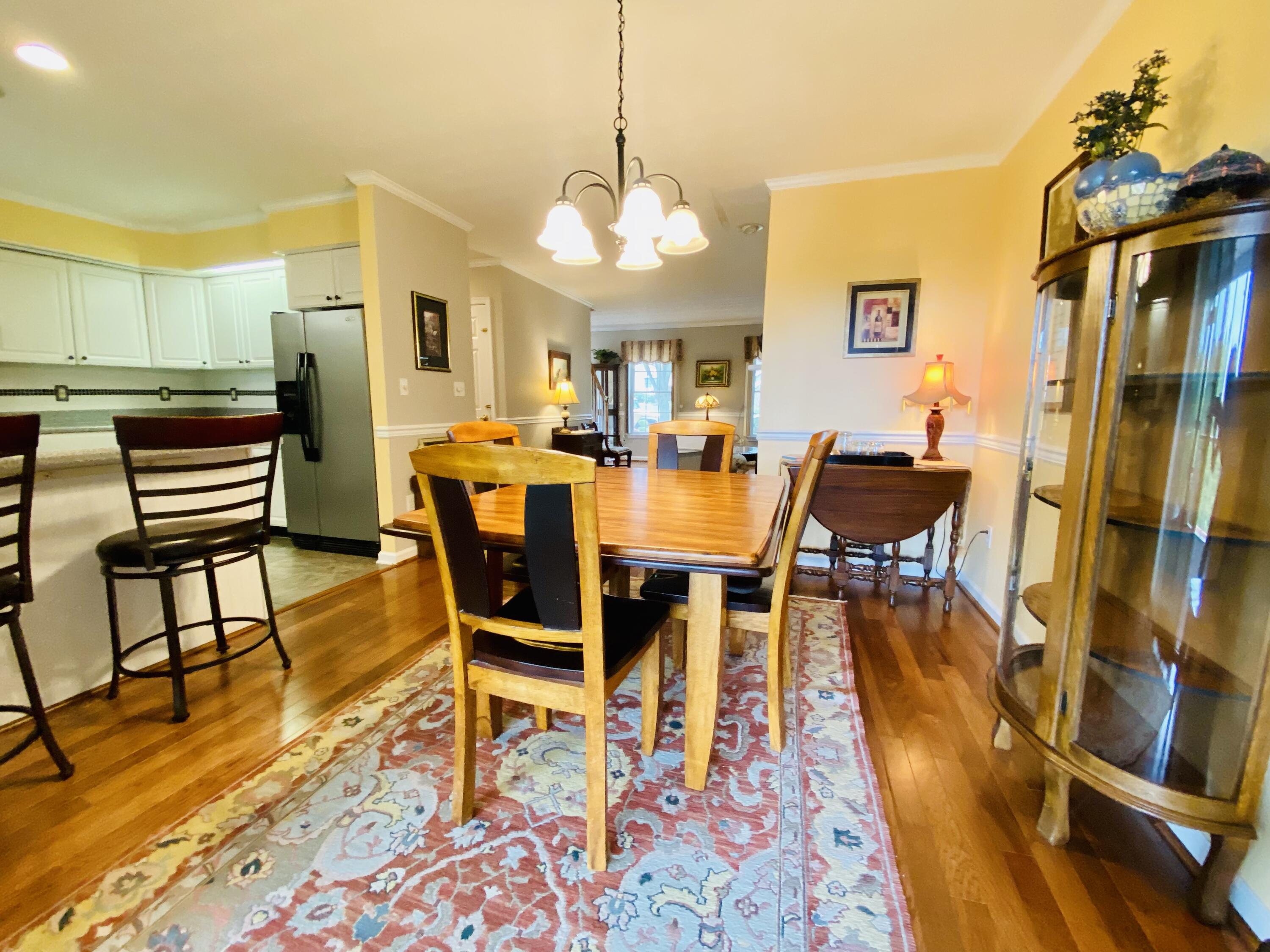 255 Emerald Dr