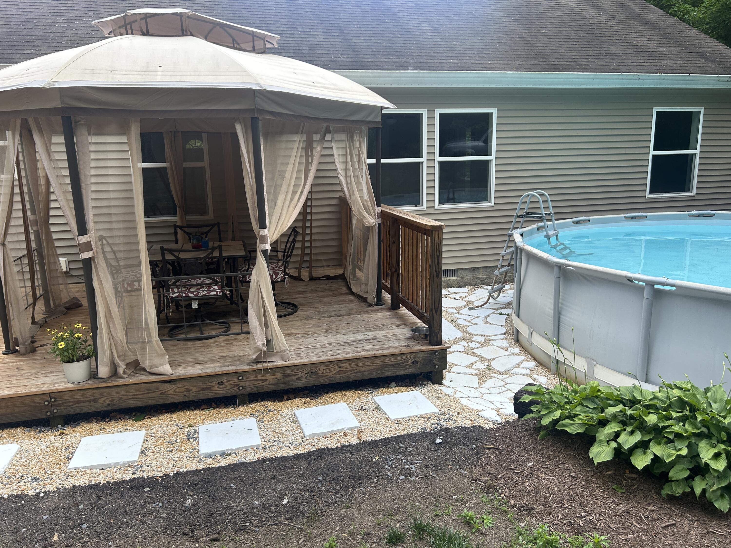 675 Fox Rd