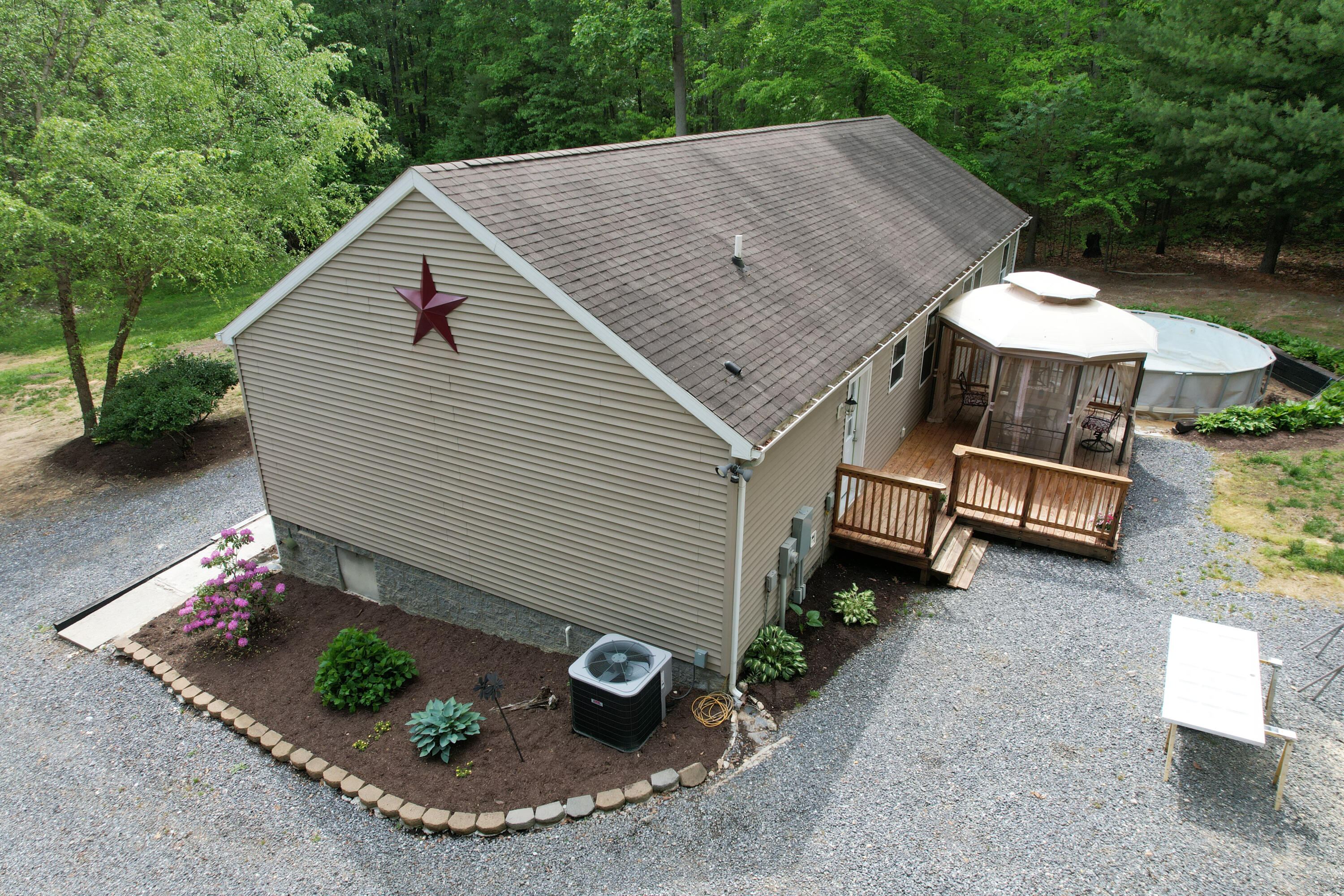 675 Fox Rd