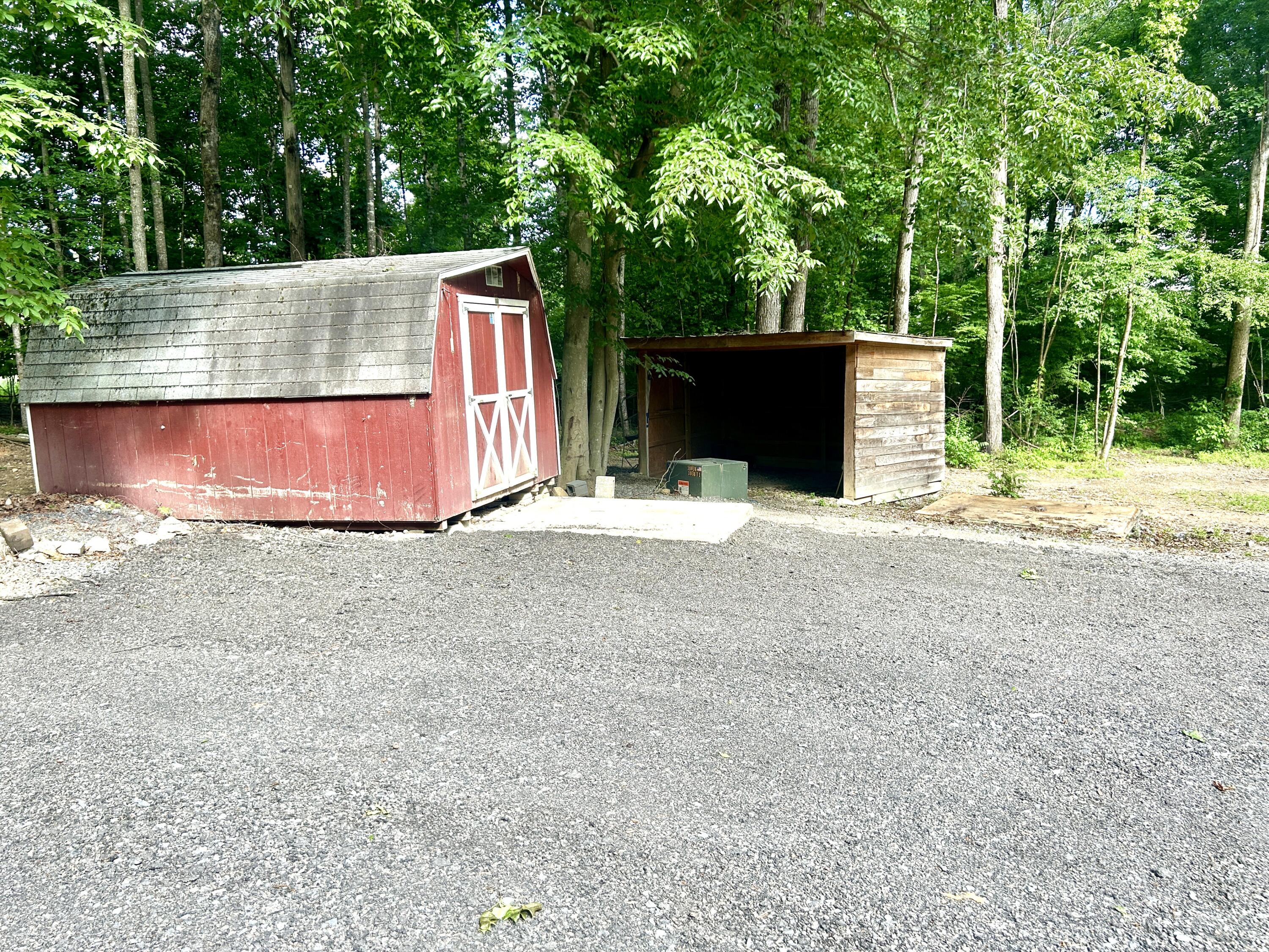 675 Fox Rd
