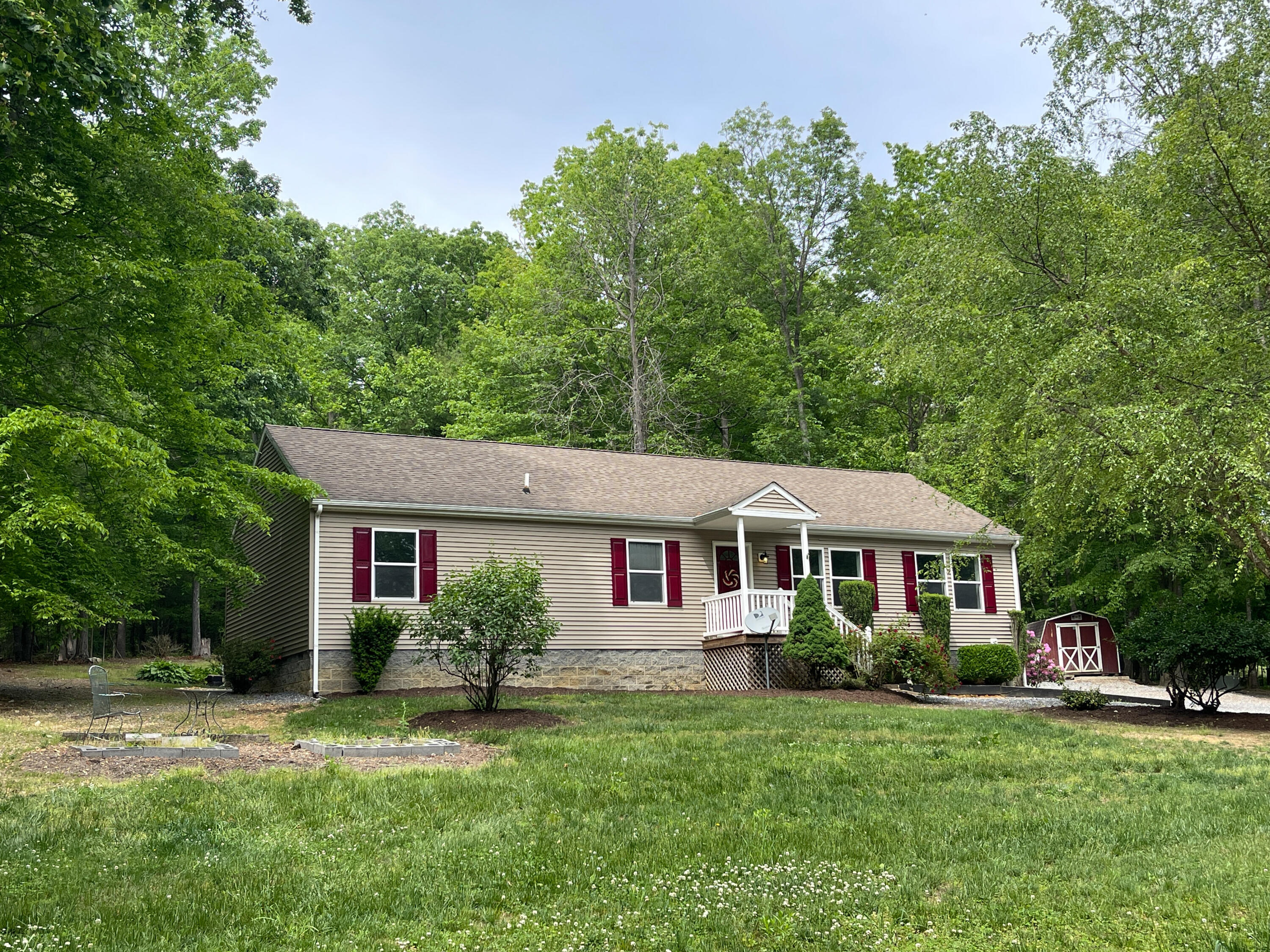 675 Fox Rd