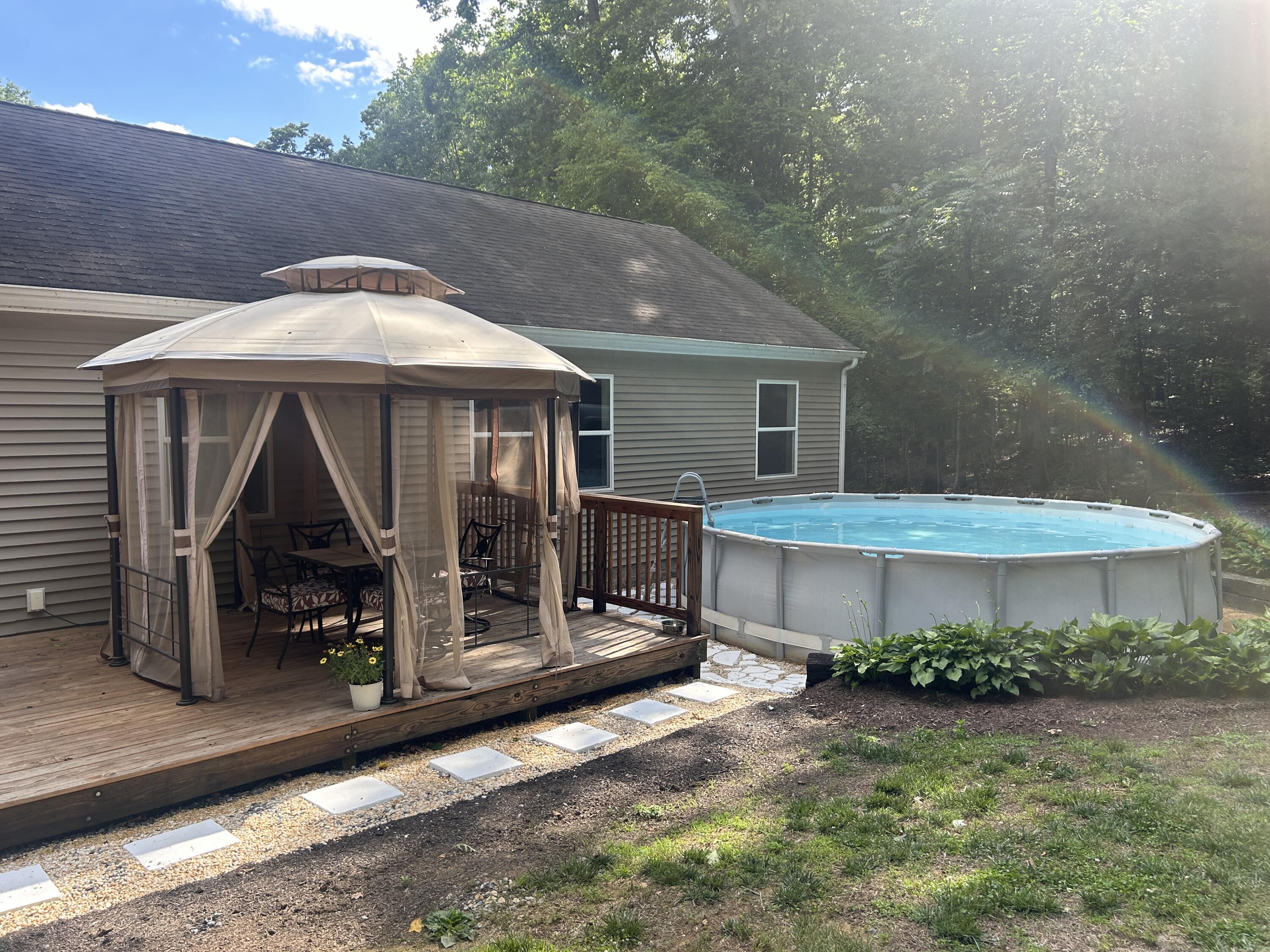 675 Fox Rd