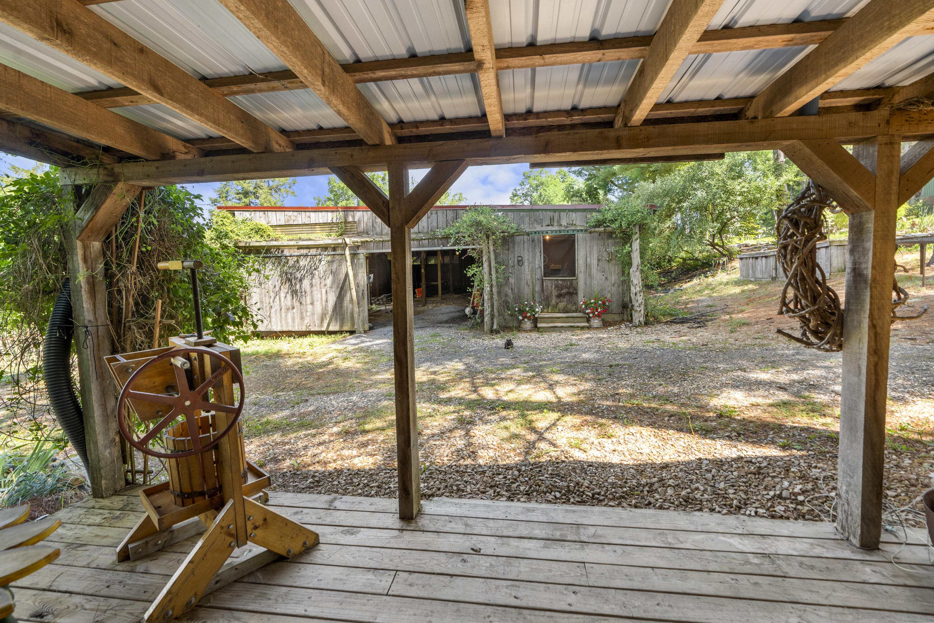 801 Broadhead School Rd