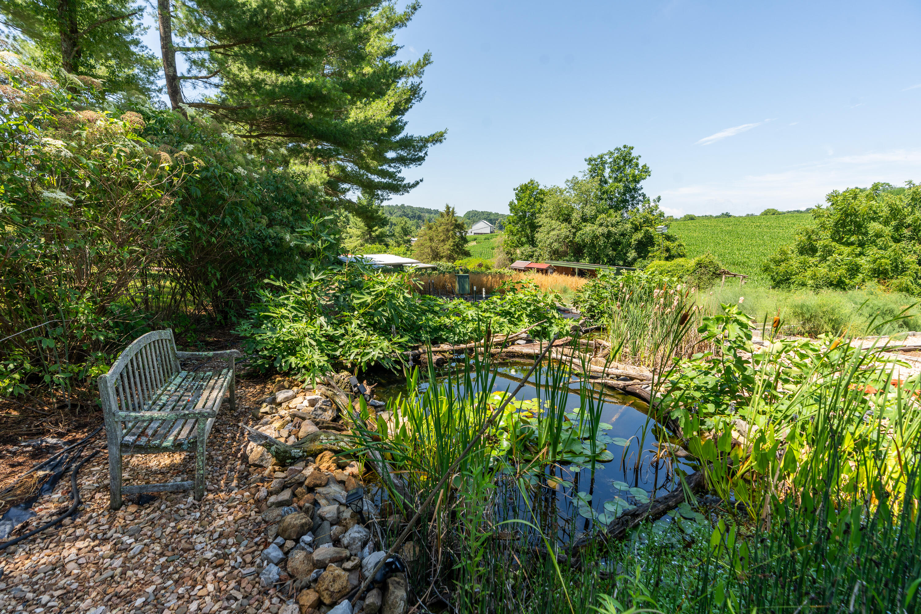 801 Broadhead School Rd