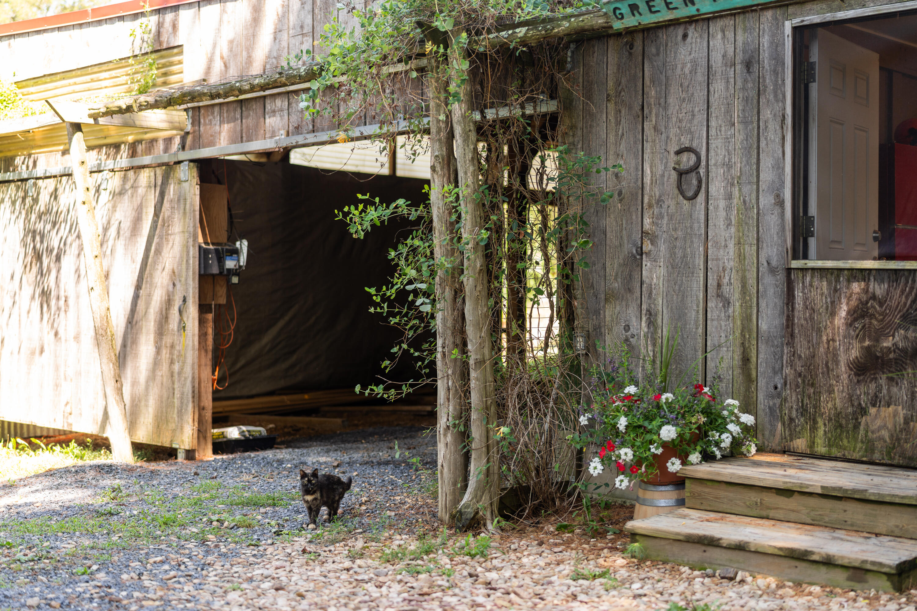 801 Broadhead School Rd