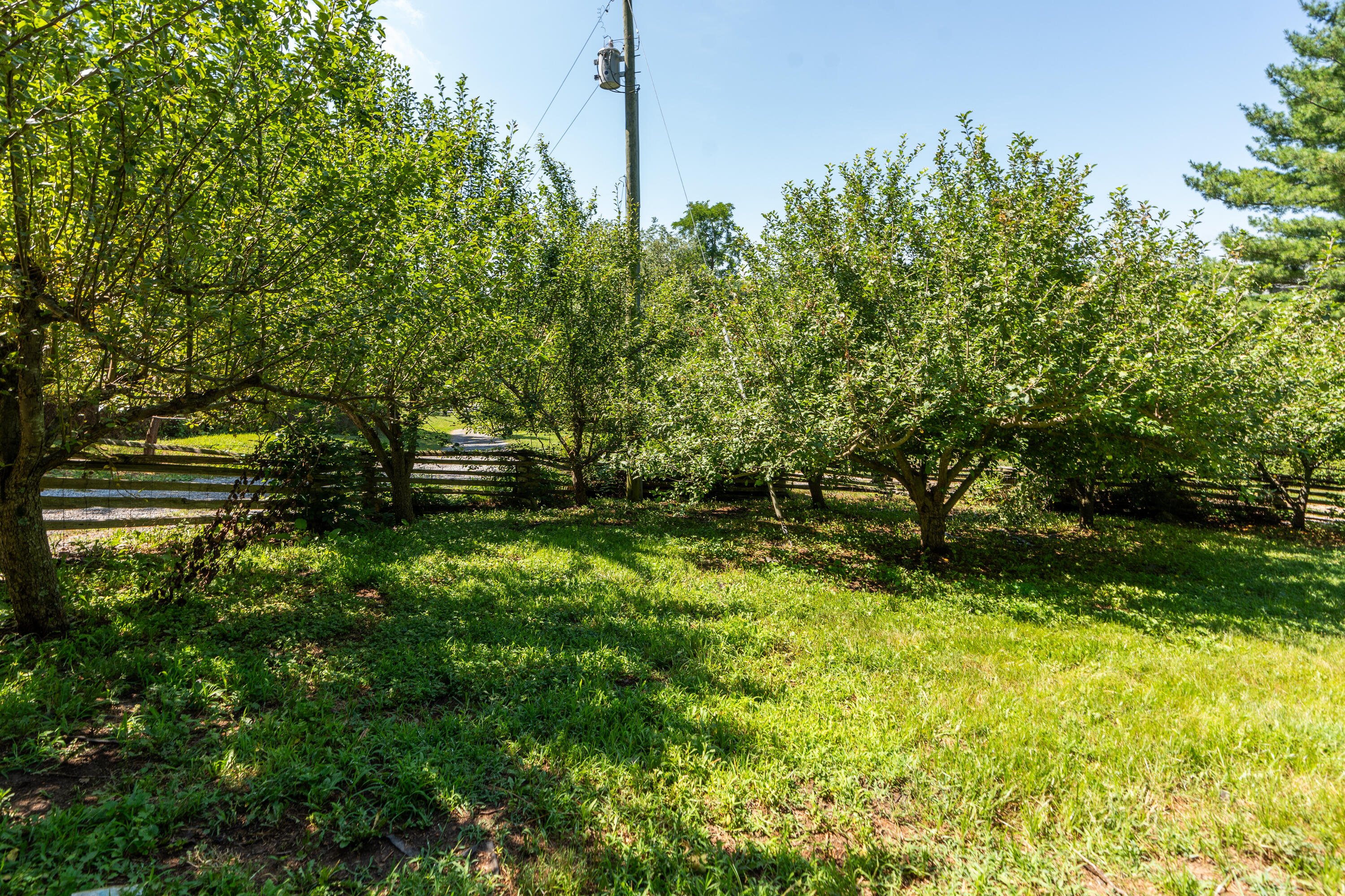 801 Broadhead School Rd