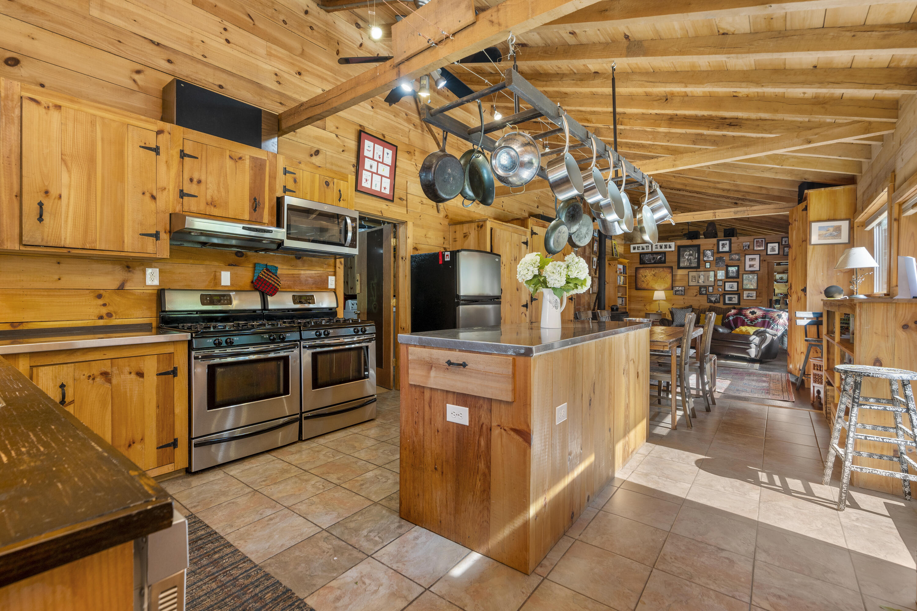 801 Broadhead School Rd