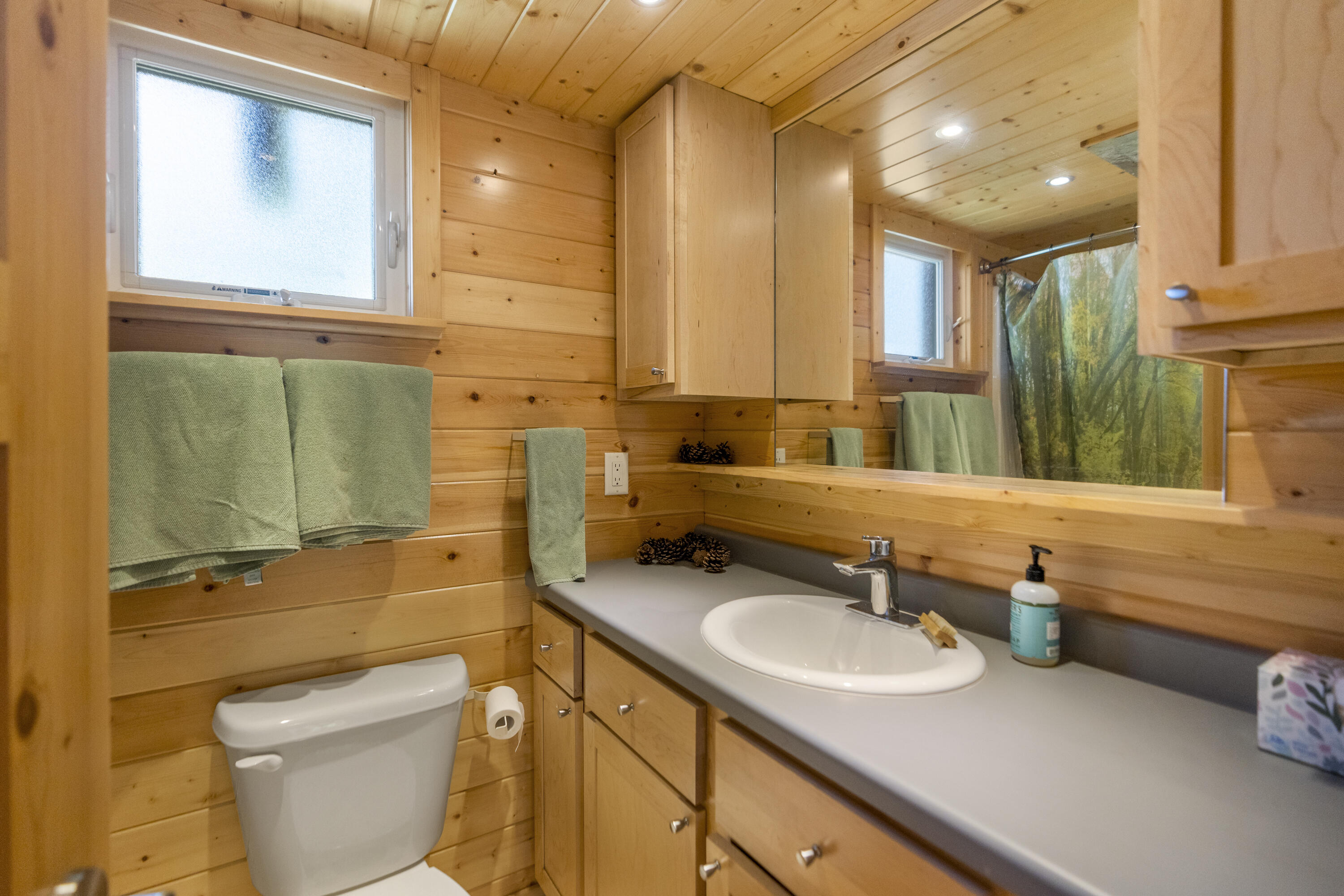 801 Broadhead School Rd