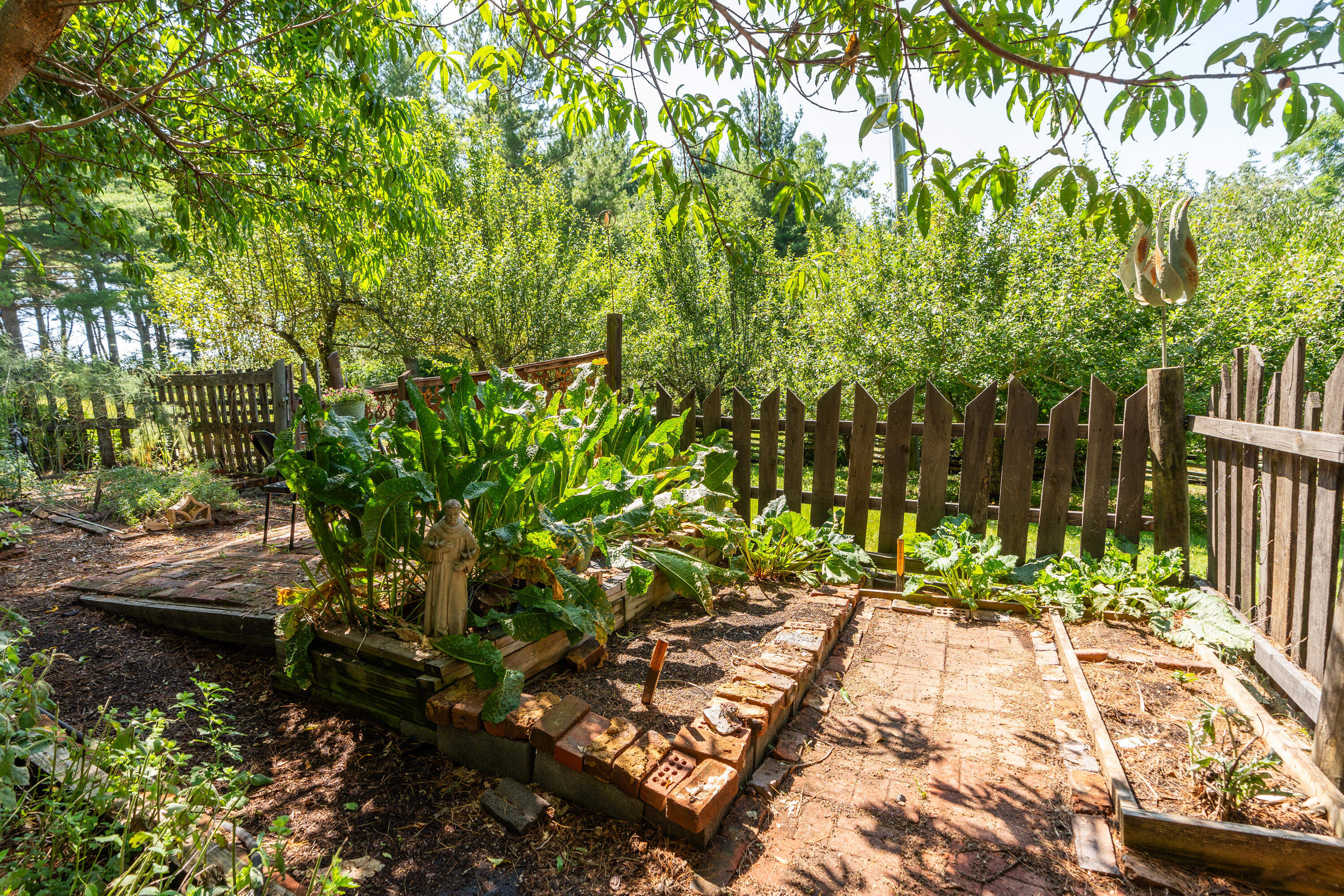 801 Broadhead School Rd