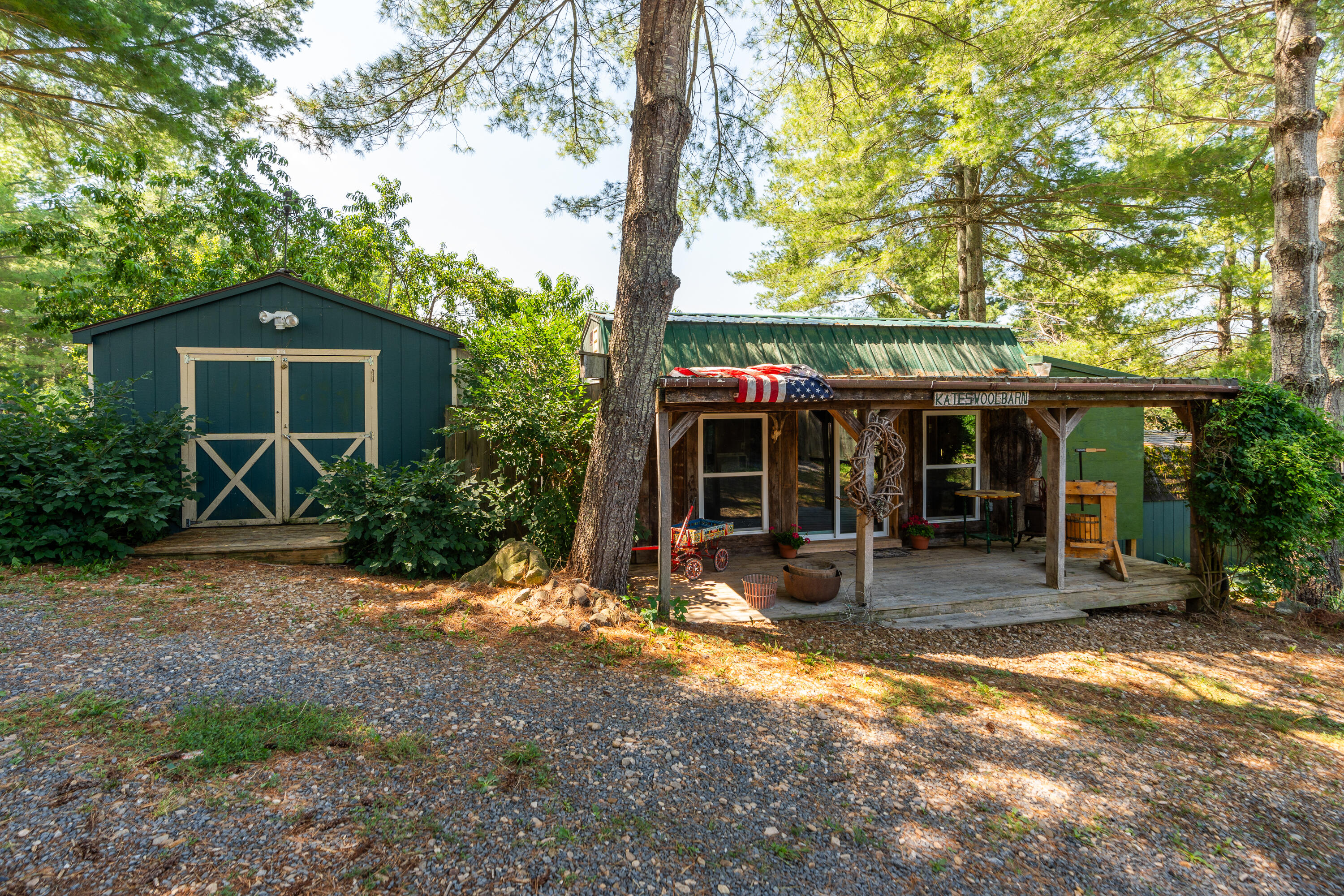 801 Broadhead School Rd