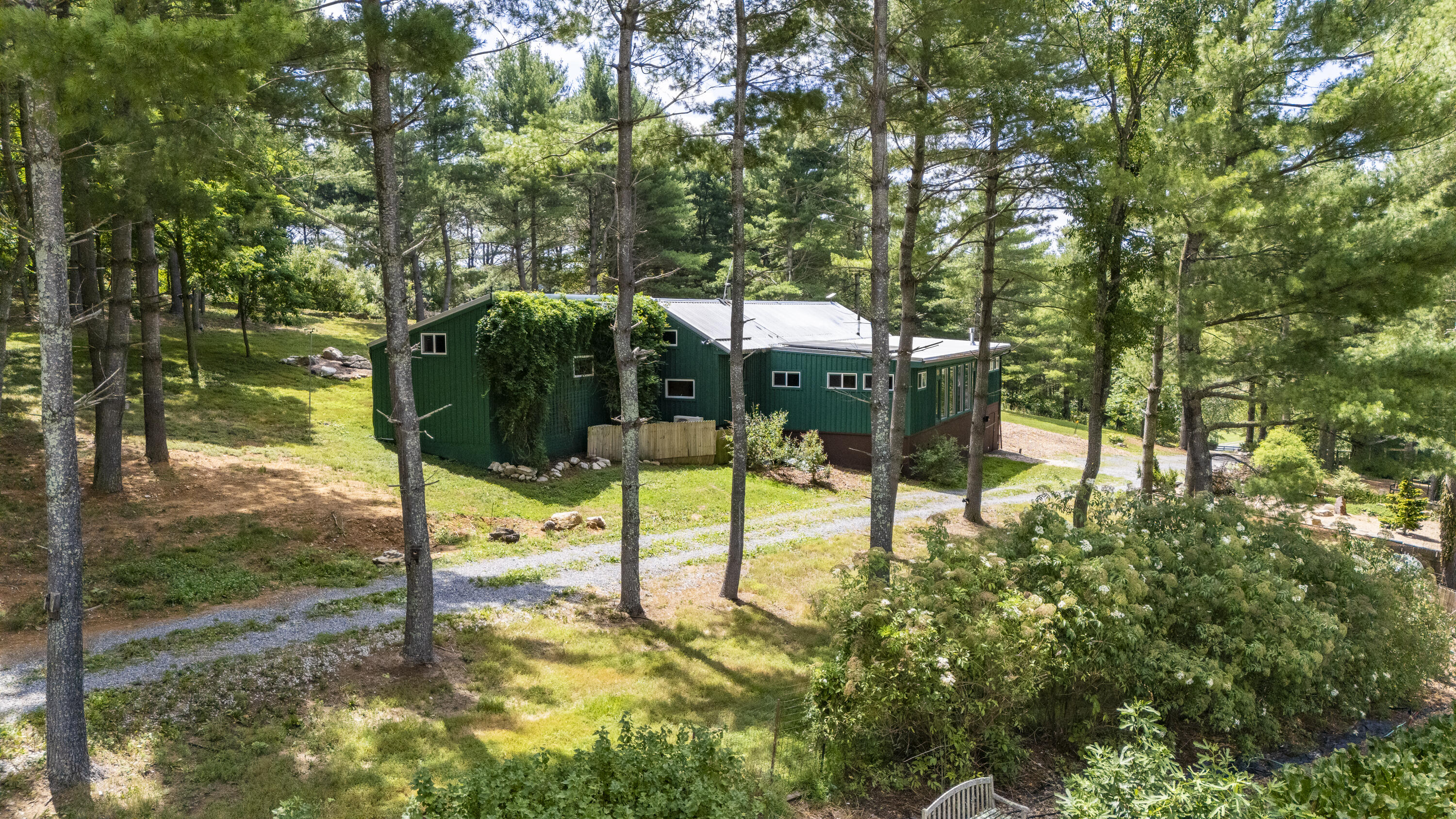 801 Broadhead School Rd