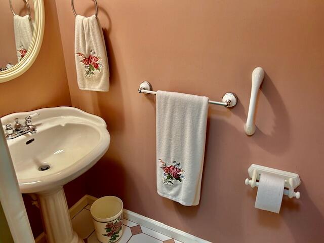 981 Padgetts Hill Rd