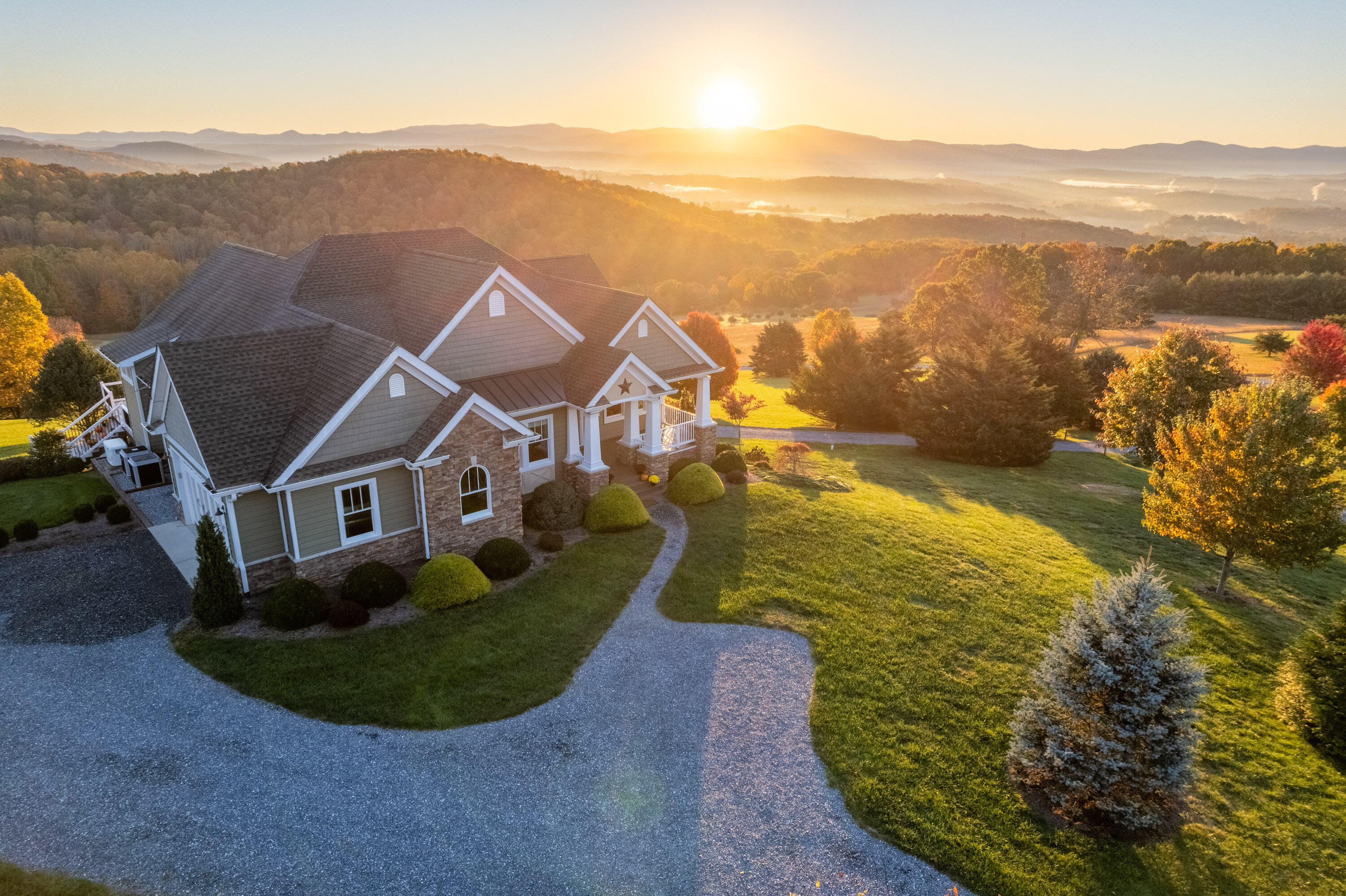 262 Shenandoah View Dr