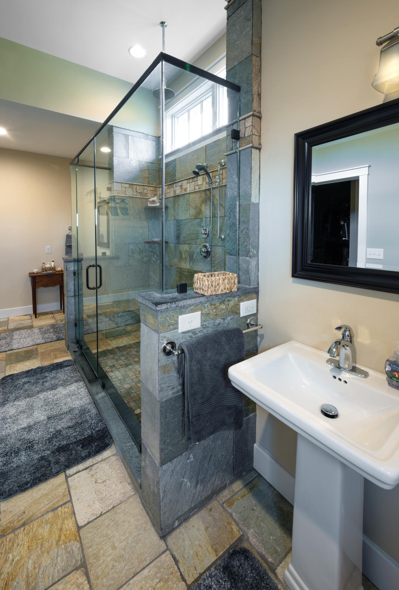 262 Shenandoah View Dr