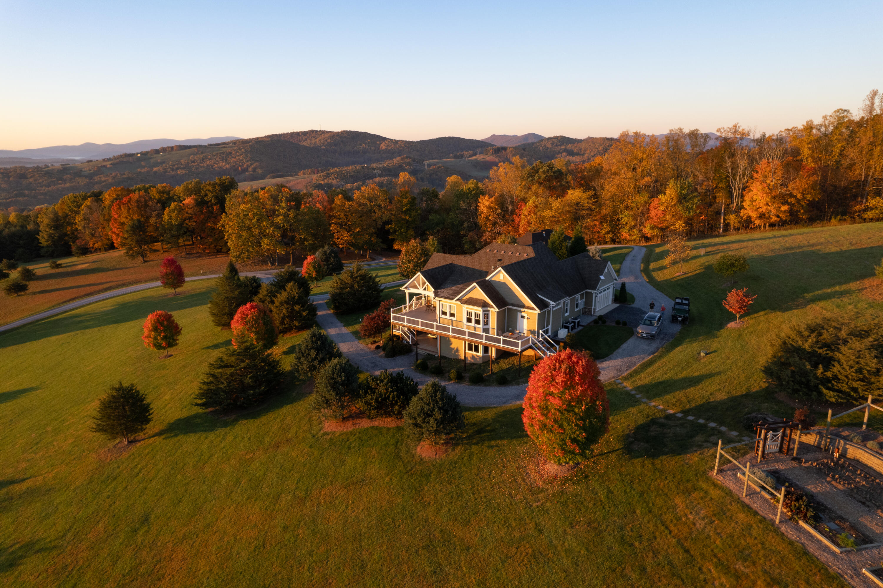 262 Shenandoah View Dr