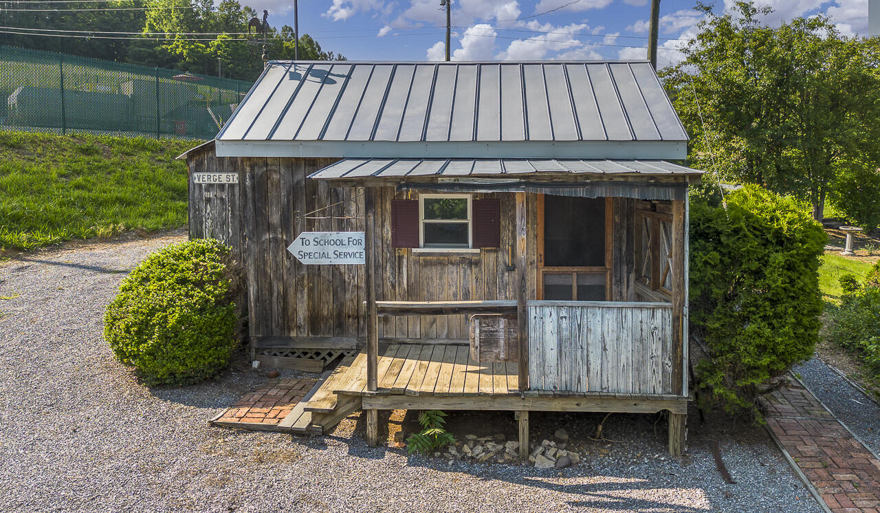 21 Murat Rd