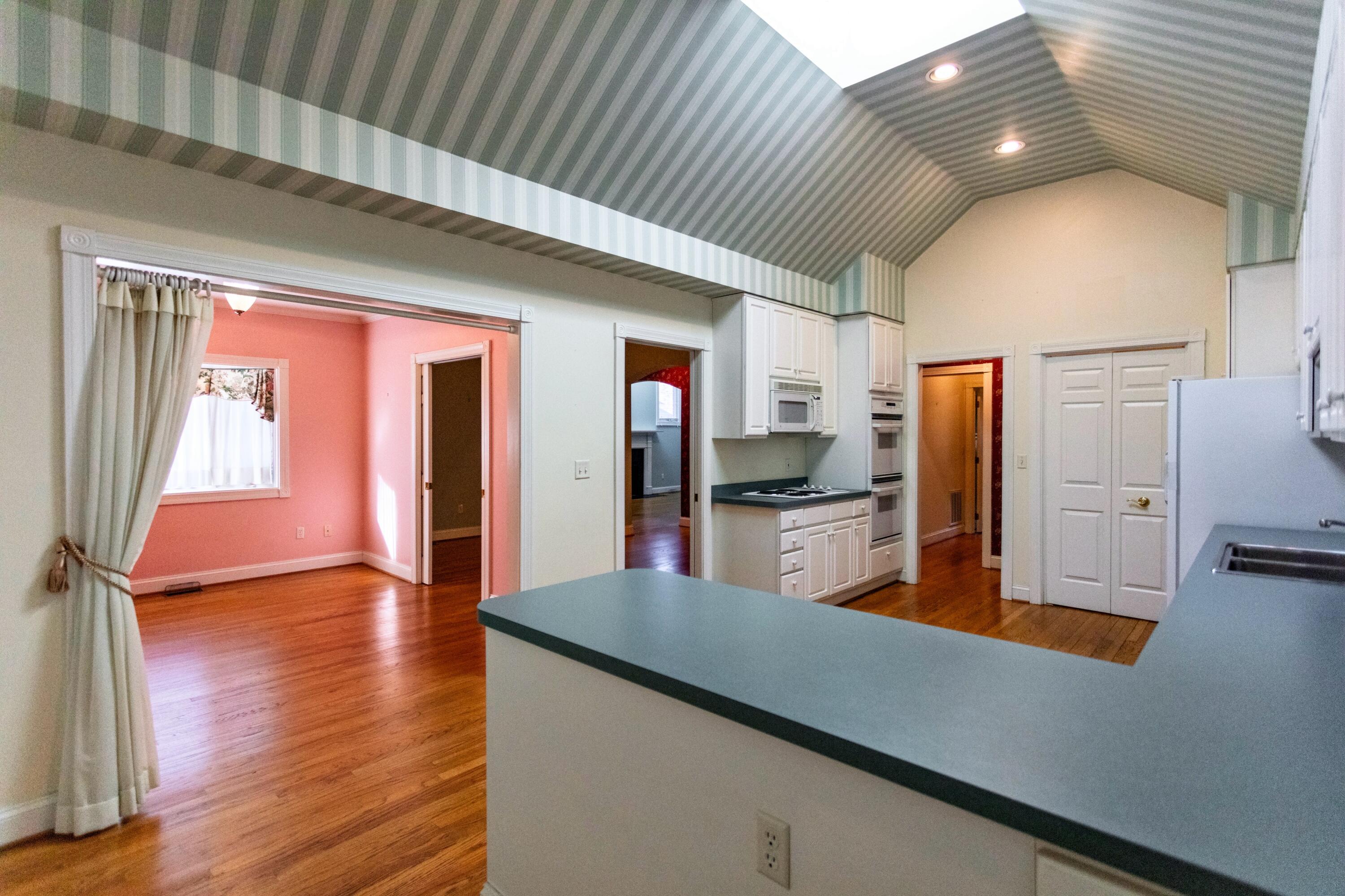 8 Sixty West Dr