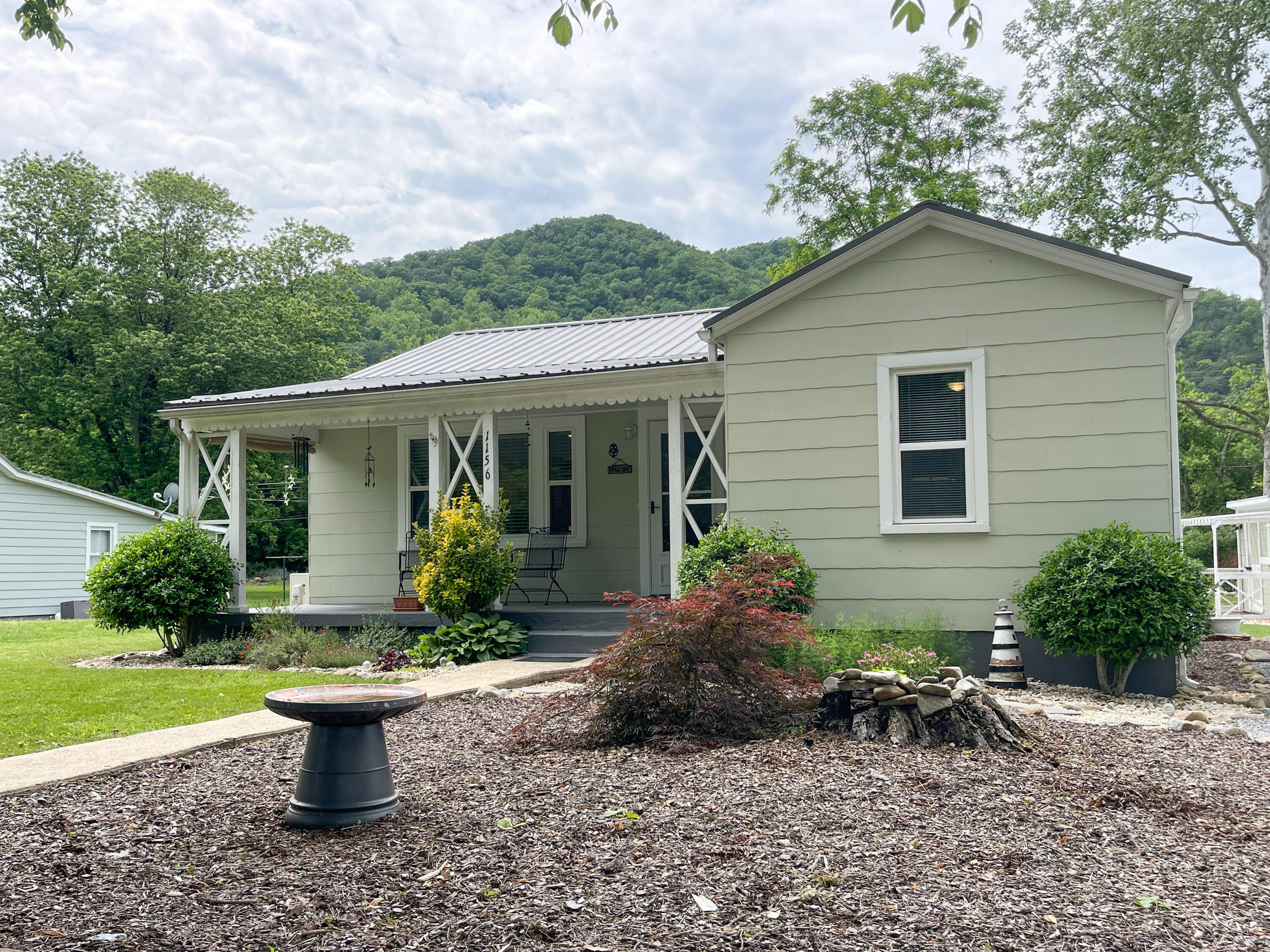 1156 Arnolds Valley Rd