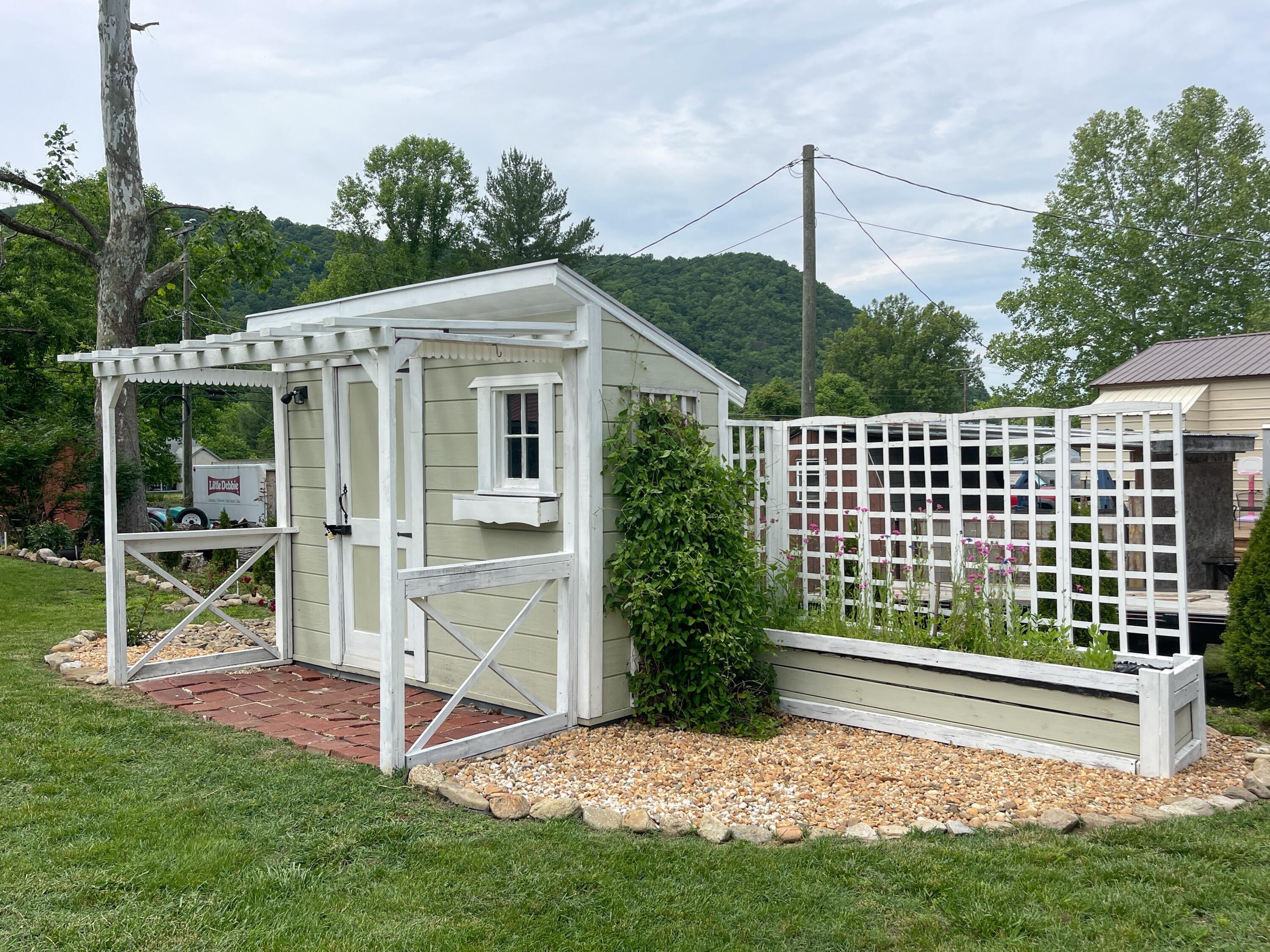 1156 Arnolds Valley Rd