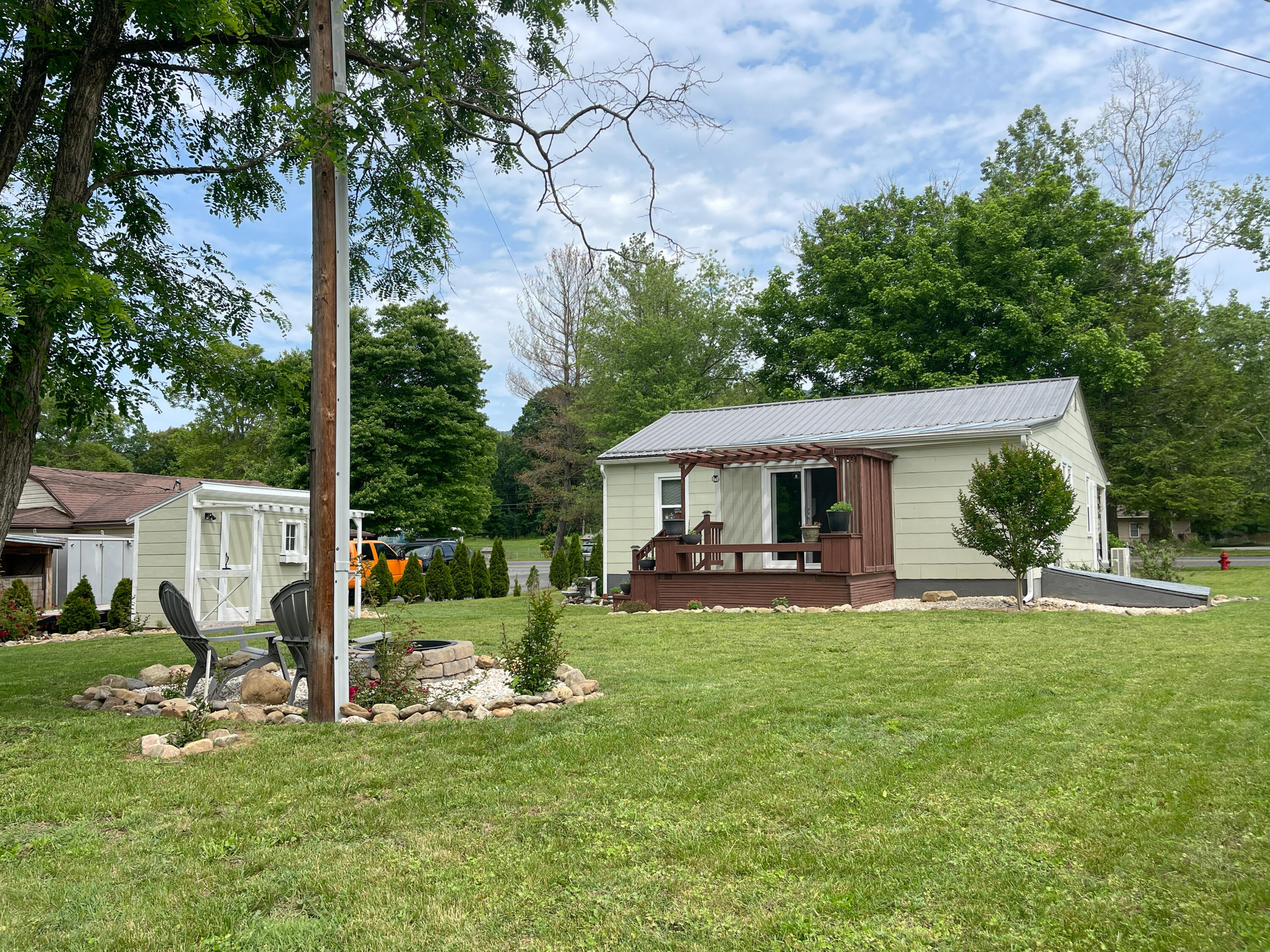 1156 Arnolds Valley Rd