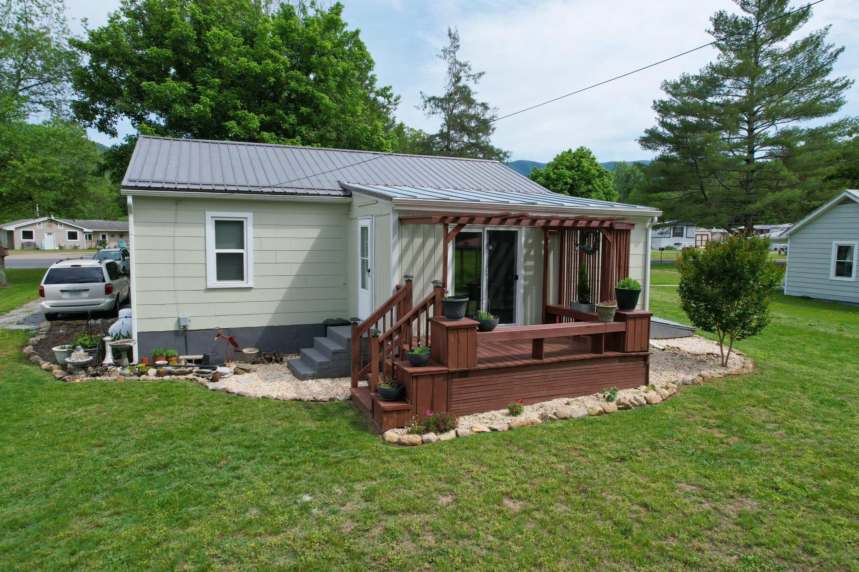 1156 Arnolds Valley Rd