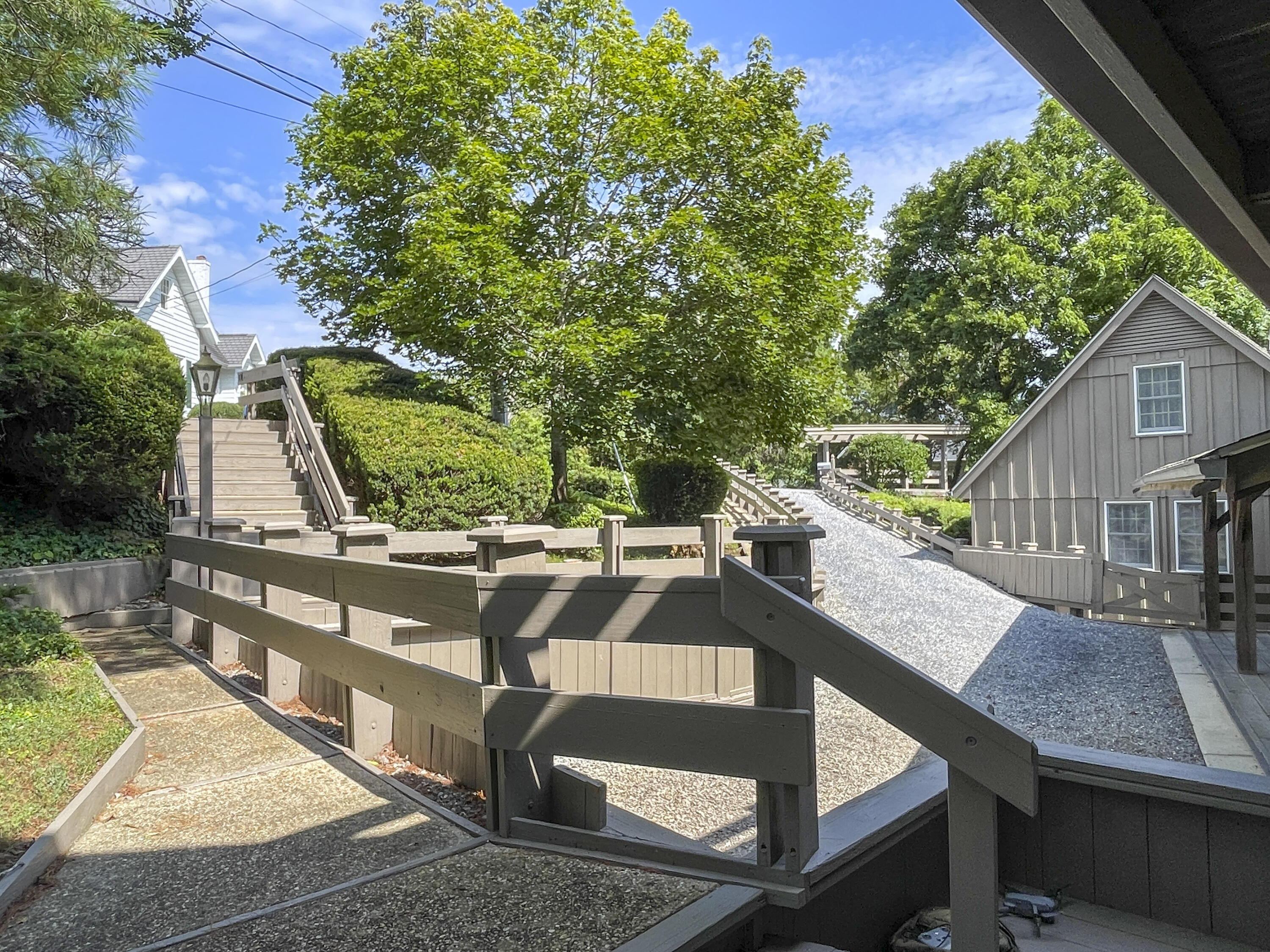 612 & 610 Stonewall St